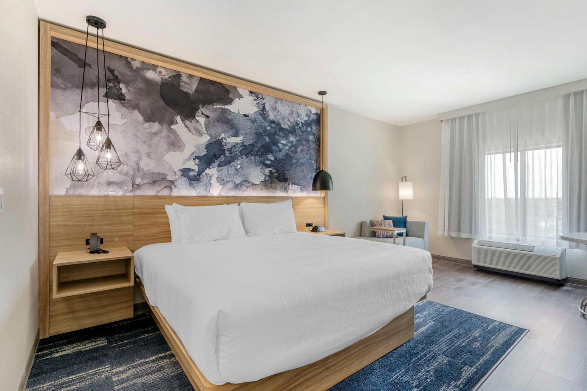 Best Western Plus Winter Haven Inn & Suites photo 26
