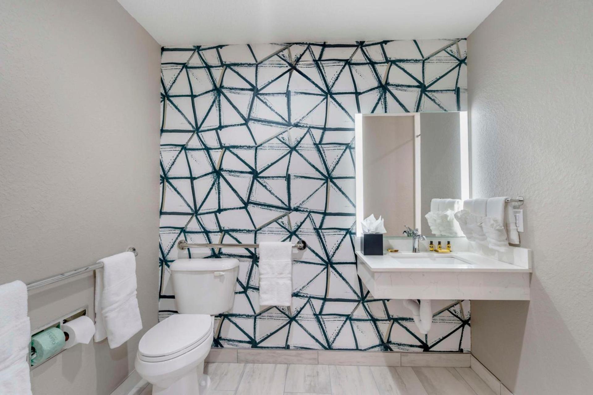 Best Western Plus Winter Haven Inn & Suites photo 43