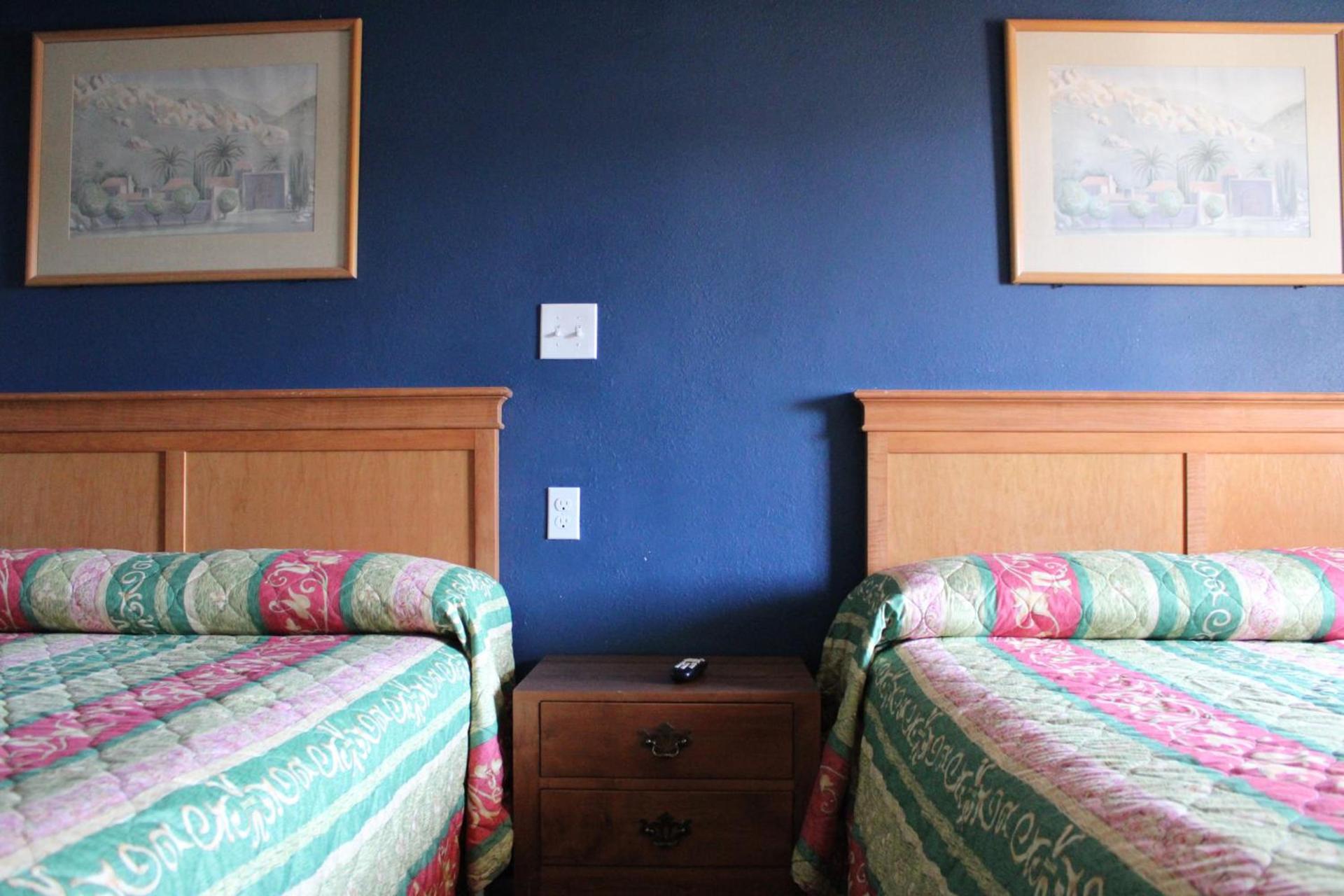 Flagstaff Motel photo 14
