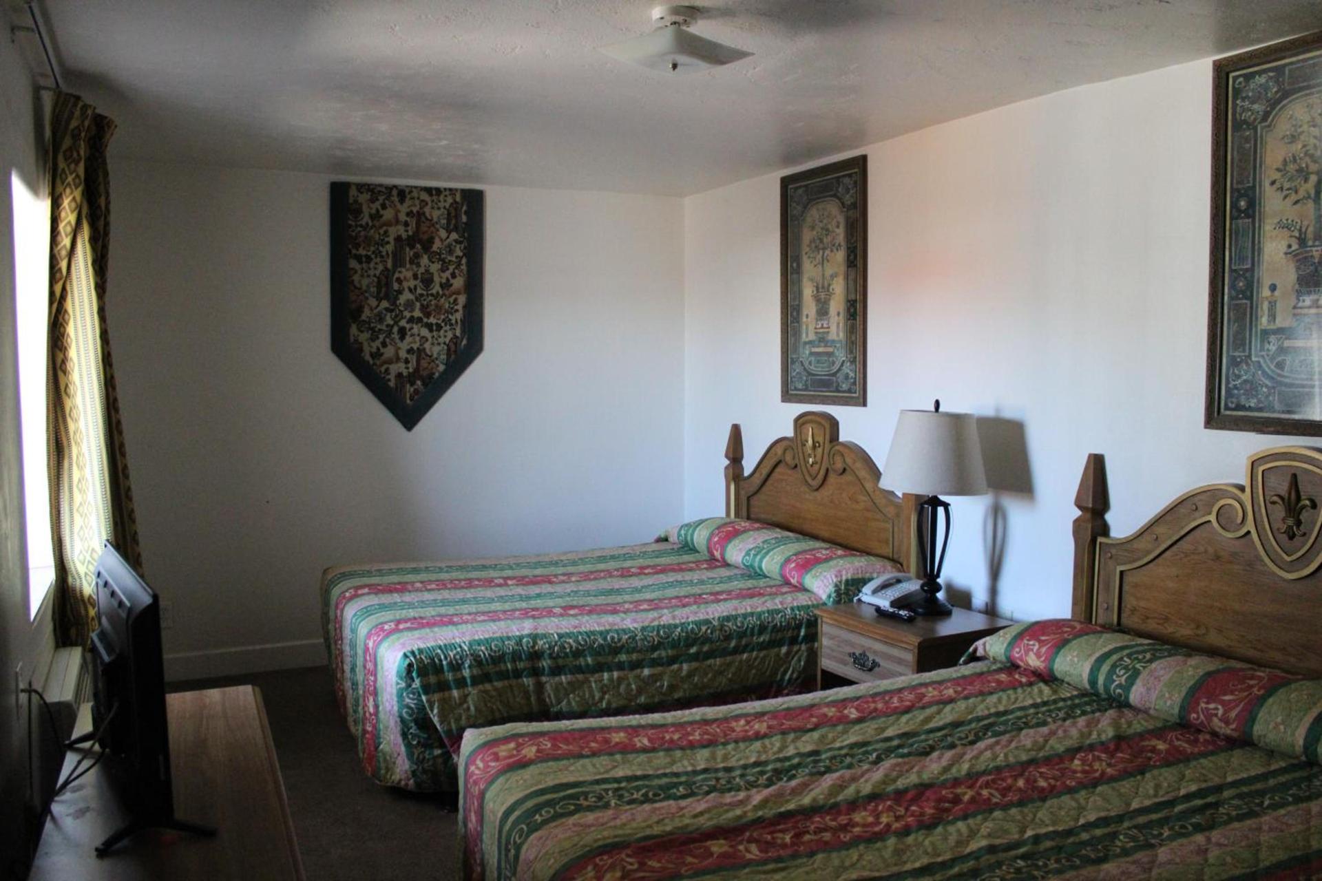 Flagstaff Motel photo 18