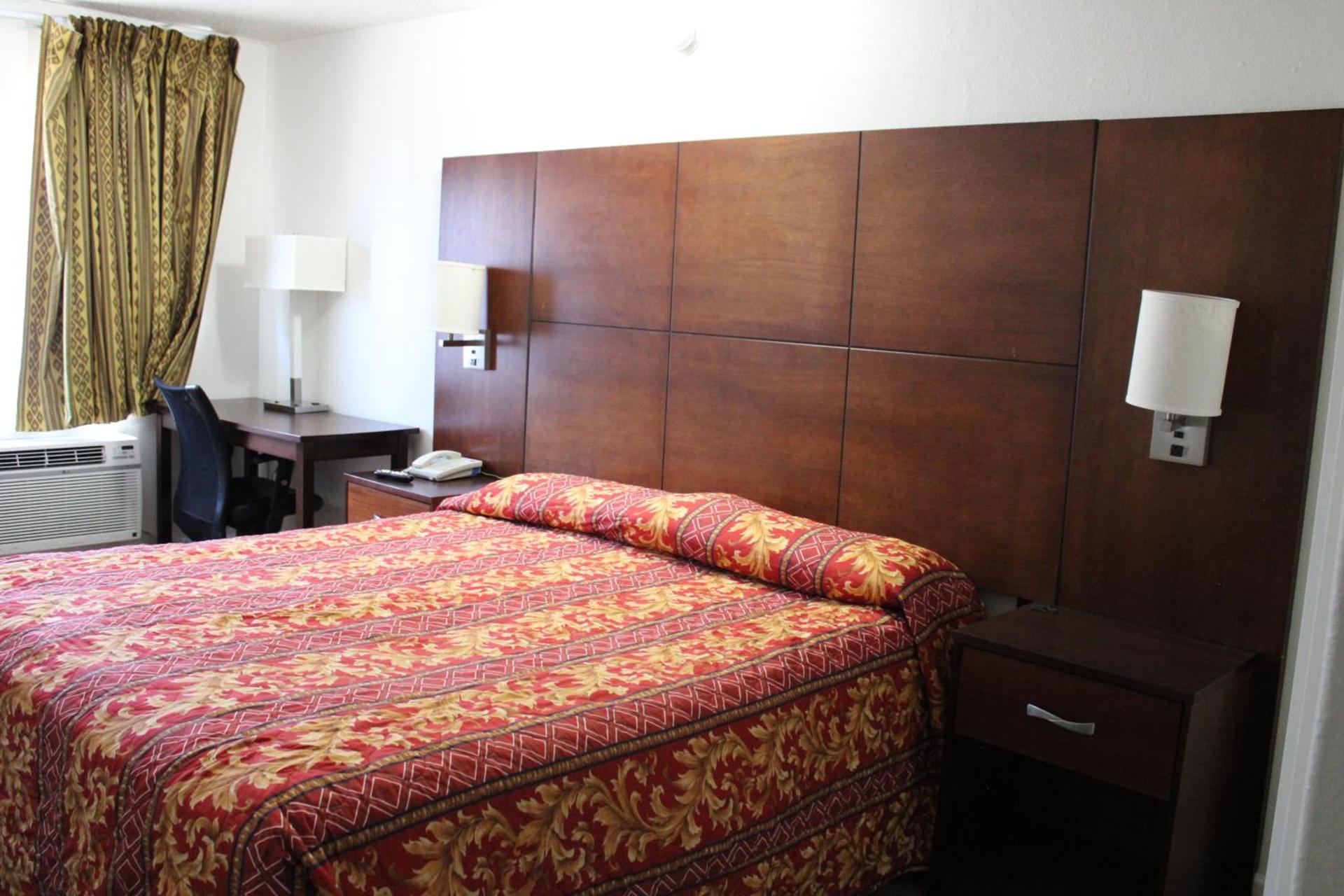 Flagstaff Motel photo 22