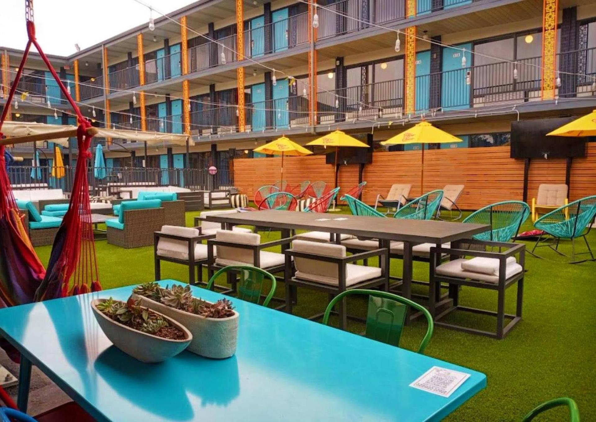 Bposhtels Houston photo 18