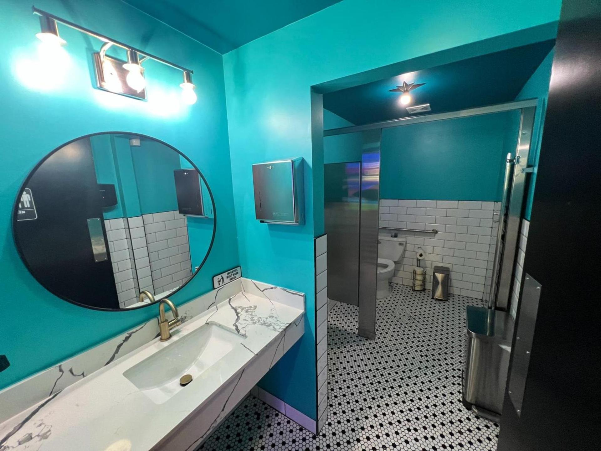 Bposhtels Houston photo 28