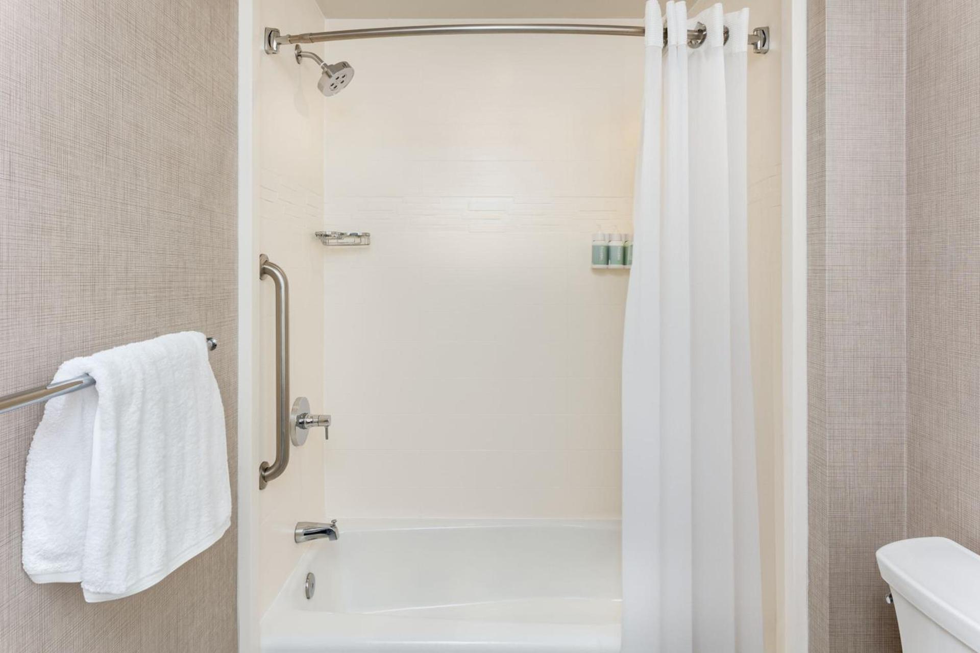 Residence Inn Upper Marlboro Joint Base Andrews photo 31