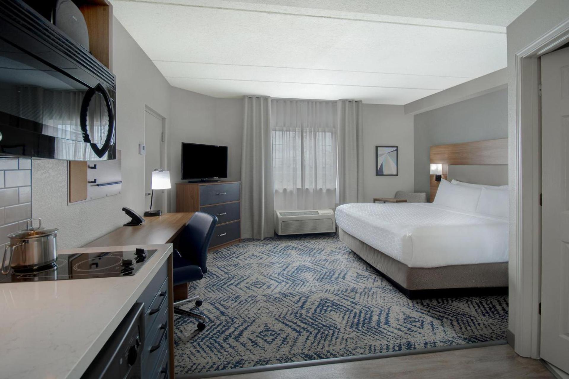 Candlewood Suites Columbia-Fort Jackson by IHG photo 59