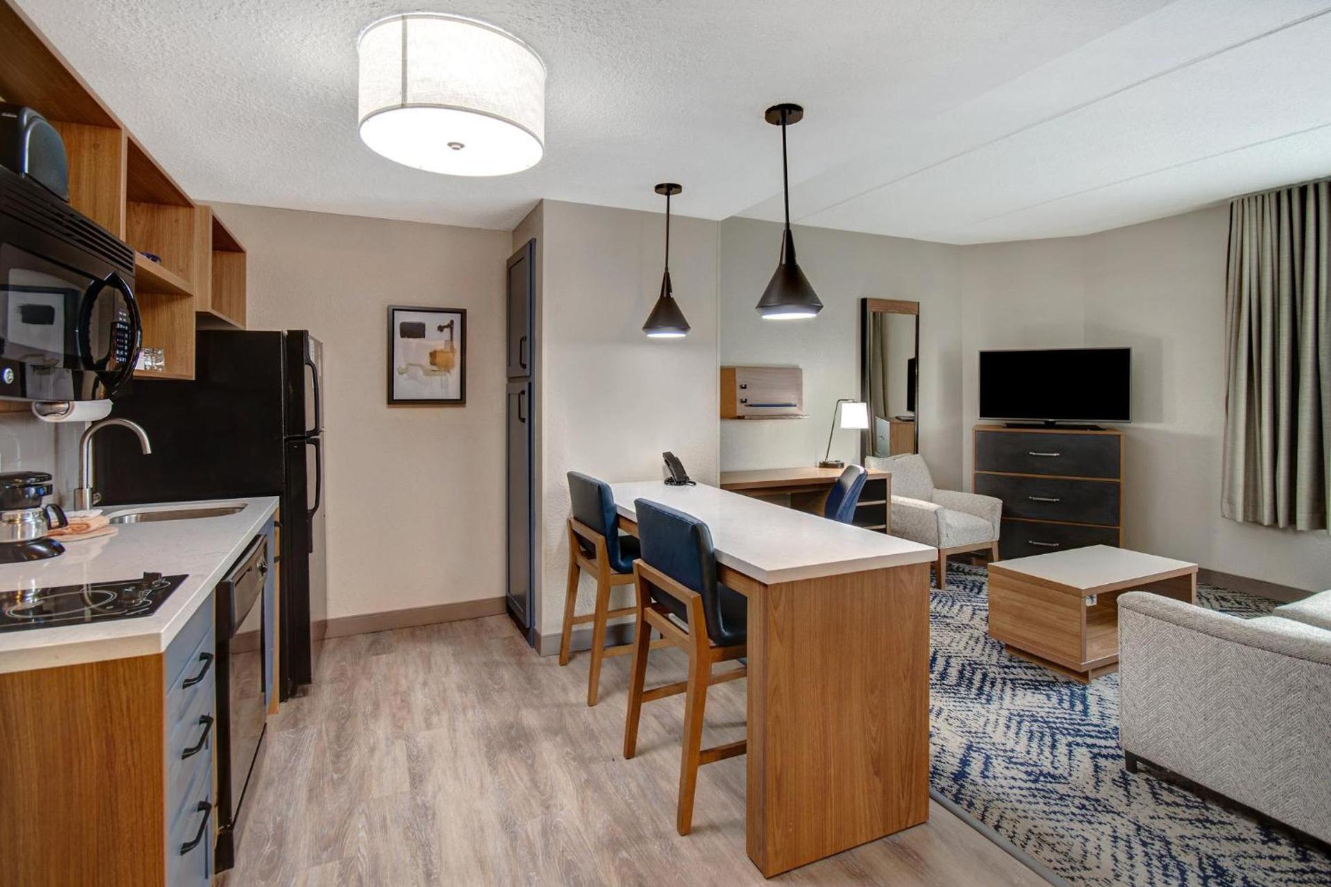 Candlewood Suites Columbia-Fort Jackson by IHG photo 57