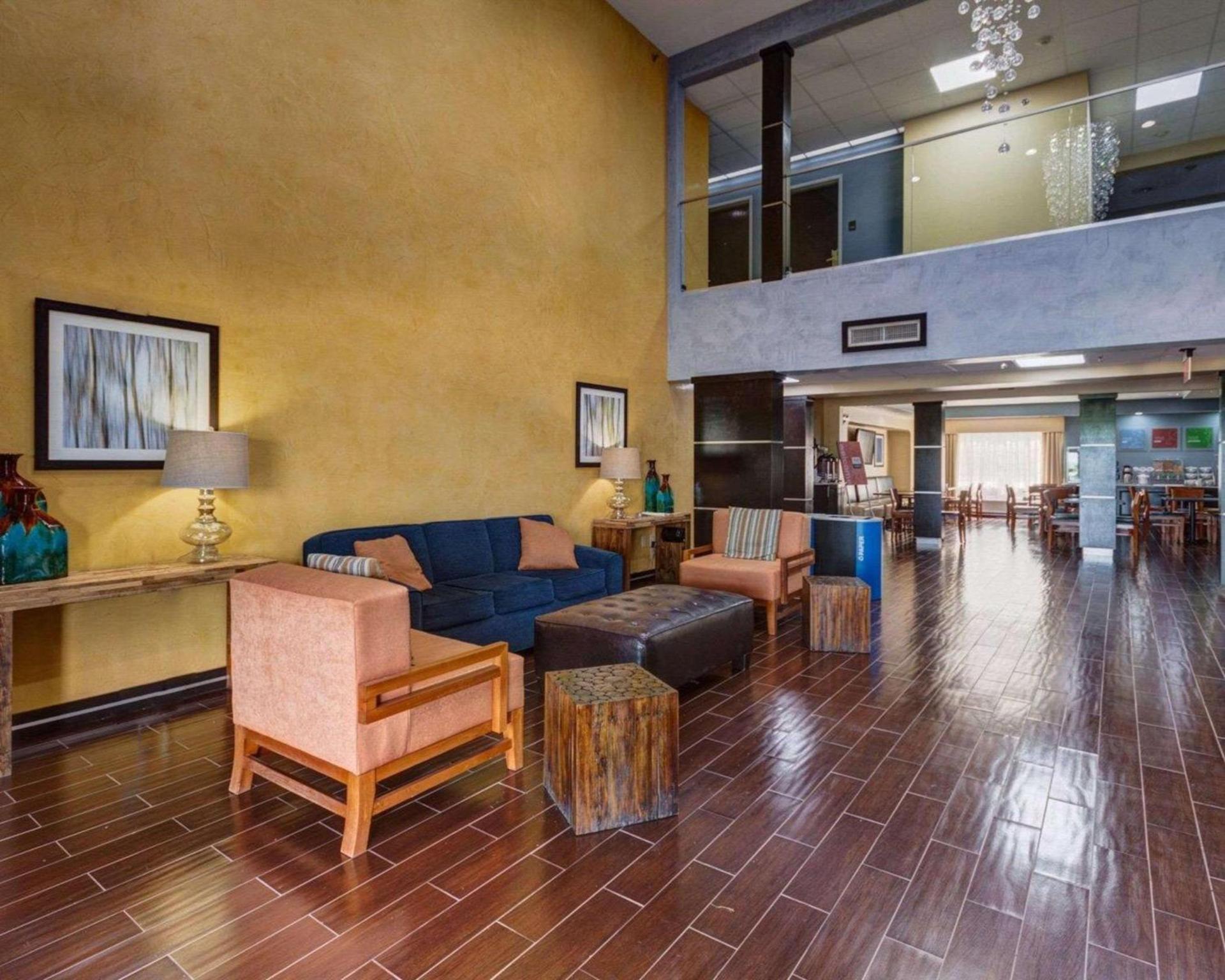 Comfort Suites Lake Ray Hubbard photo 5