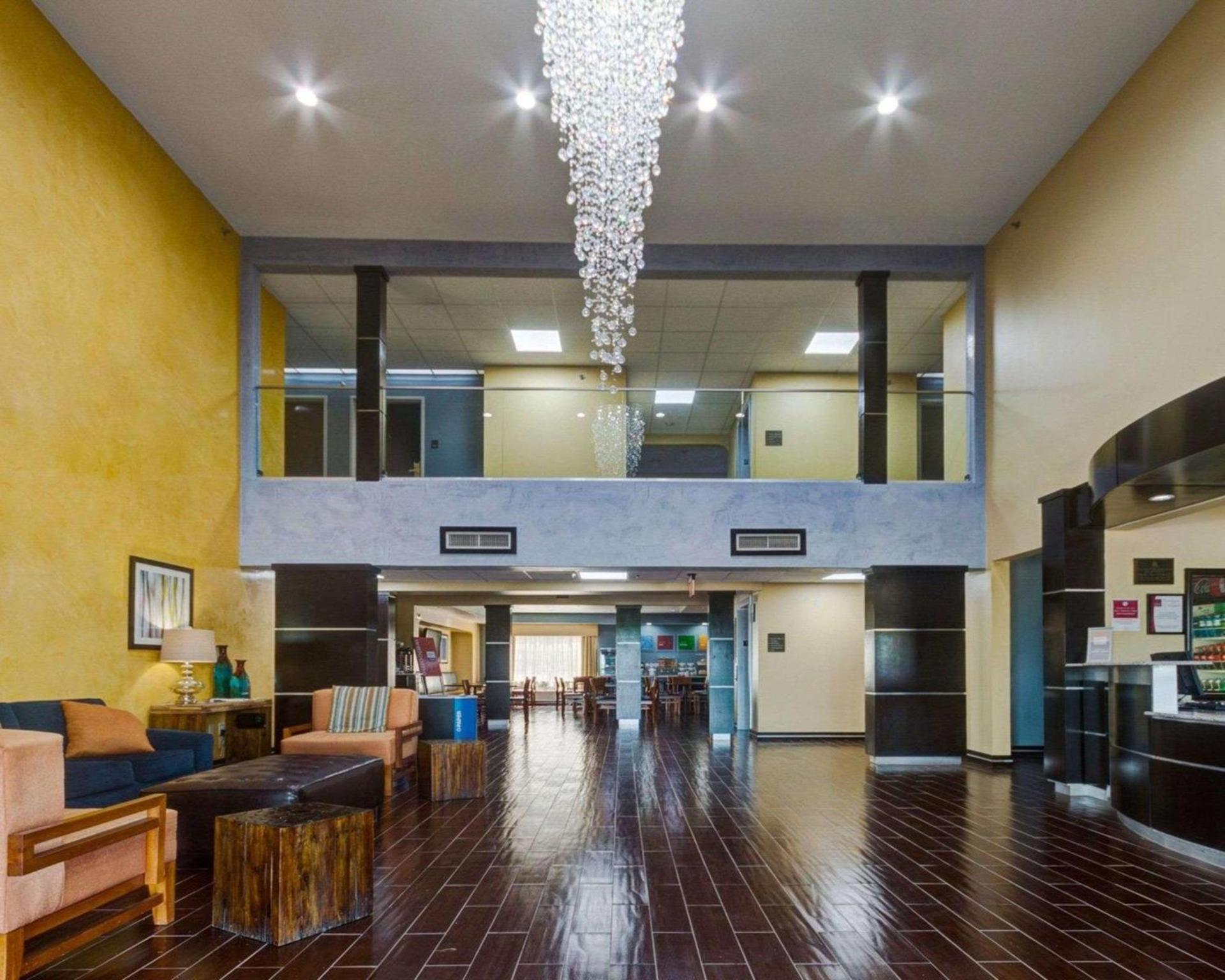 Comfort Suites Lake Ray Hubbard photo 6