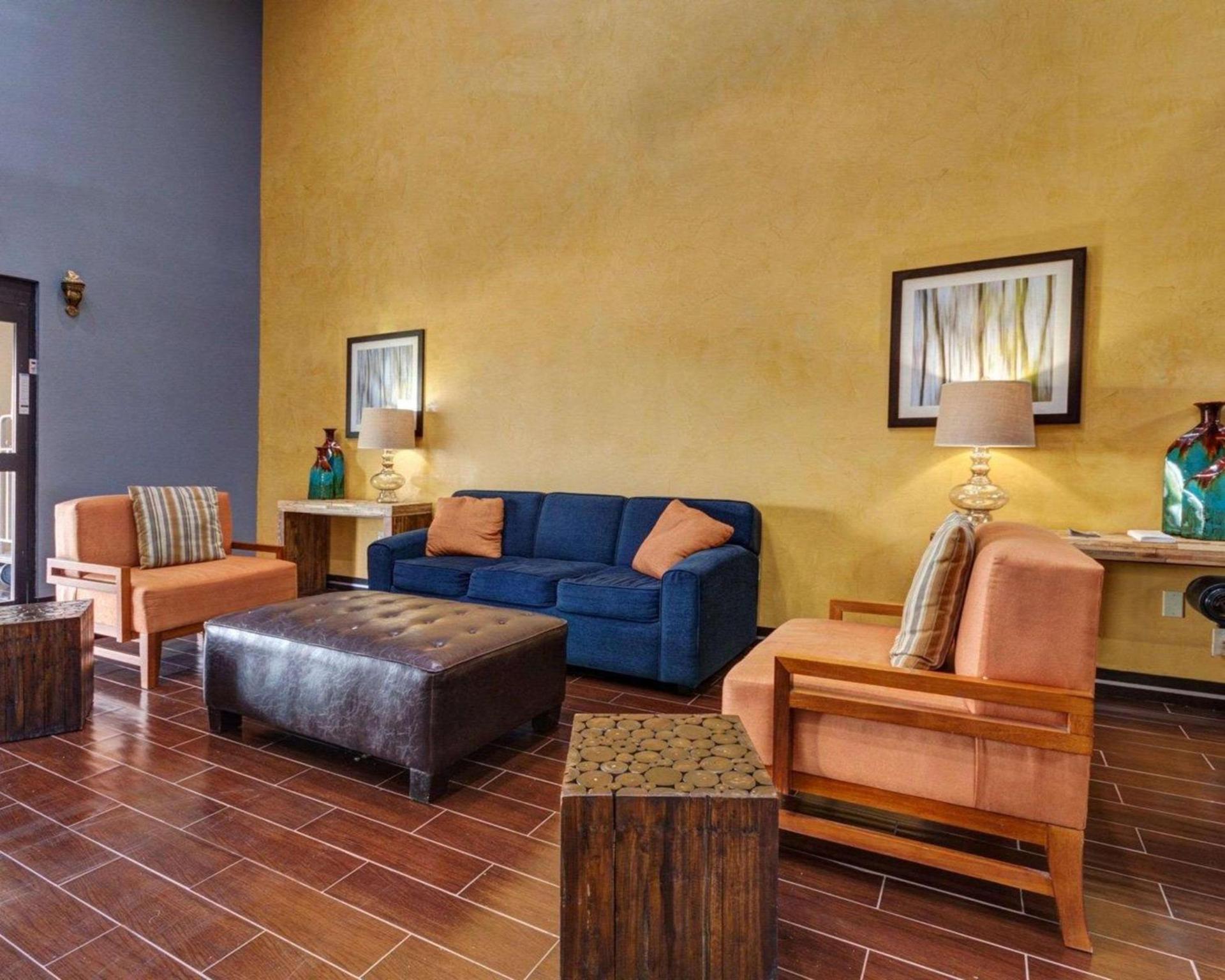 Comfort Suites Lake Ray Hubbard photo 7
