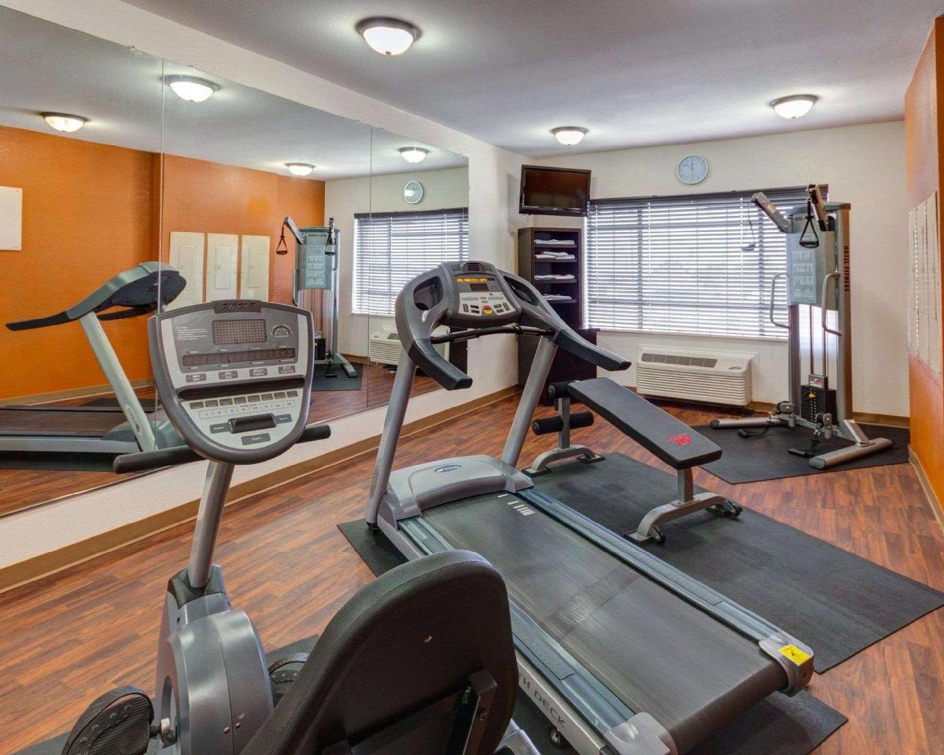 Comfort Suites Lake Ray Hubbard photo 38