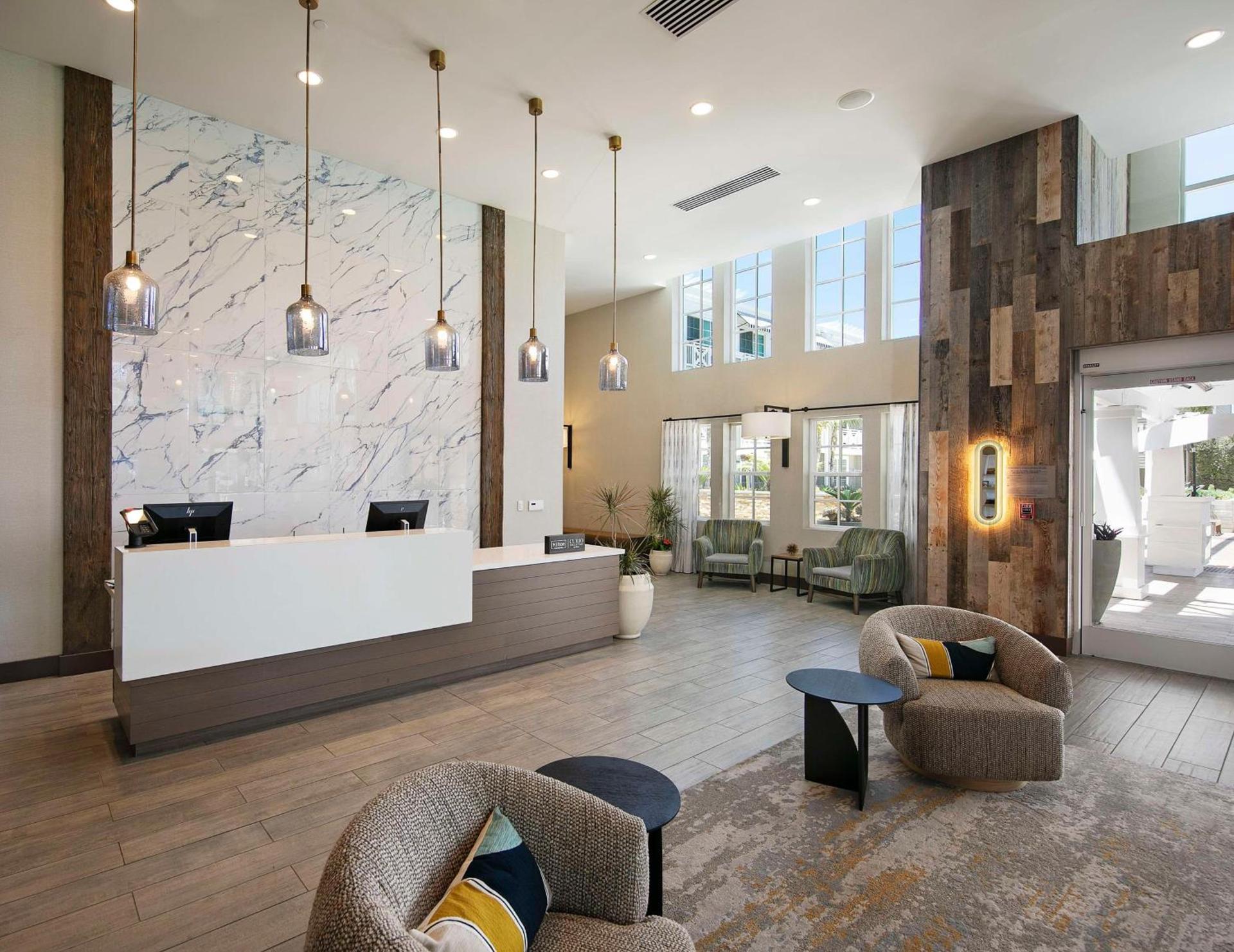 Inn at the Pier Pismo Beach, Curio Collection by Hilton photo 2