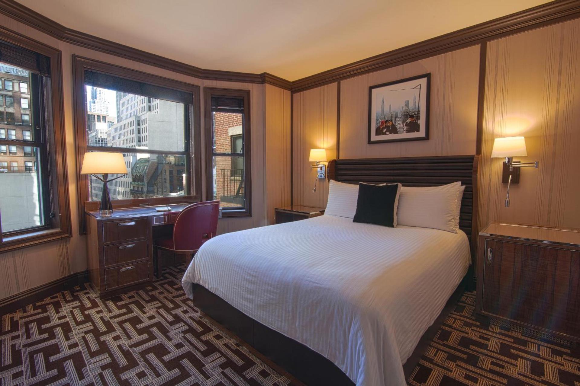 The Iroquois Times Square, a Small Luxury Hotel photo 51