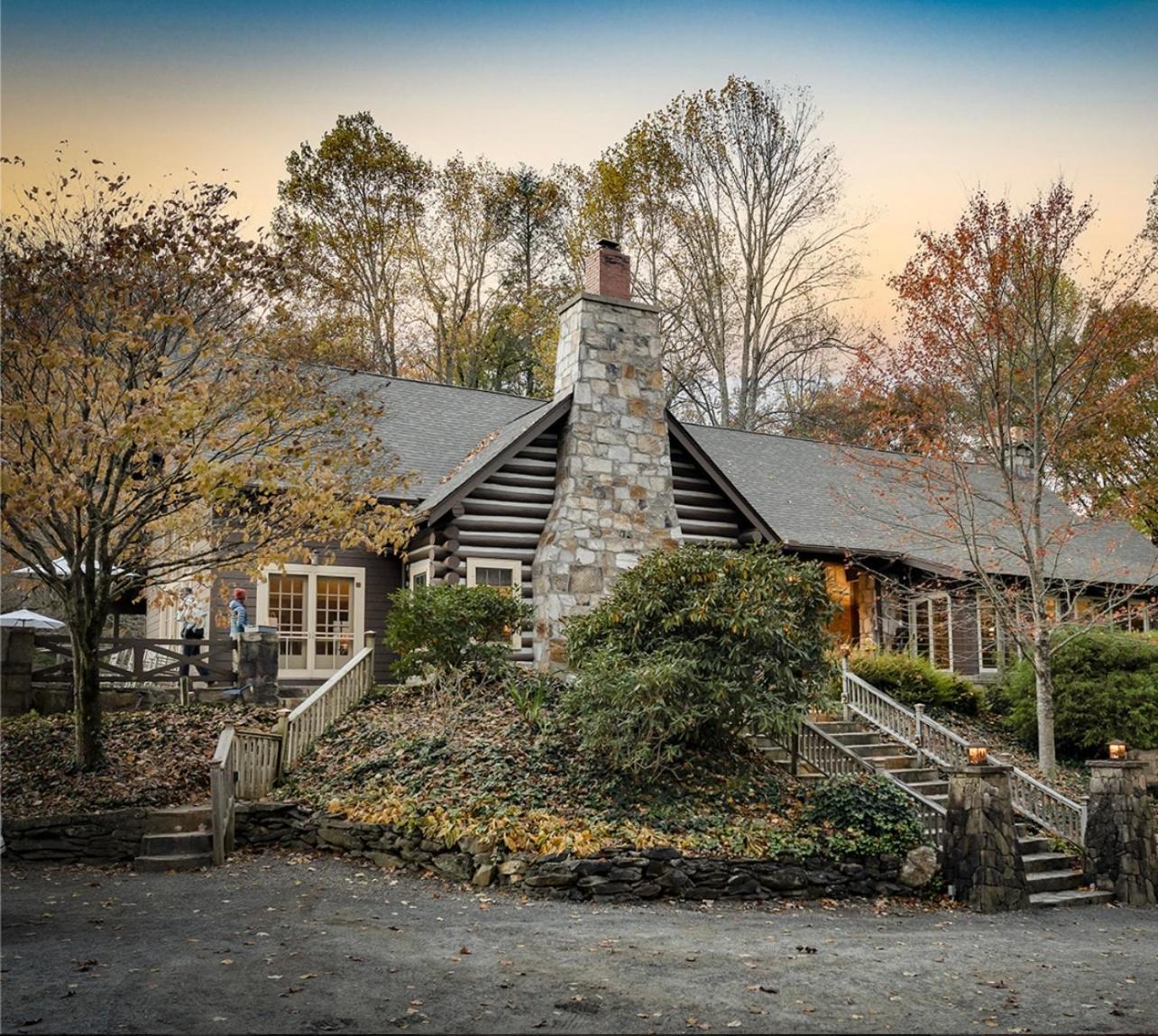 Snowbird Mountain Lodge - All-Inclusive Adventure — hotel in Robbinsville