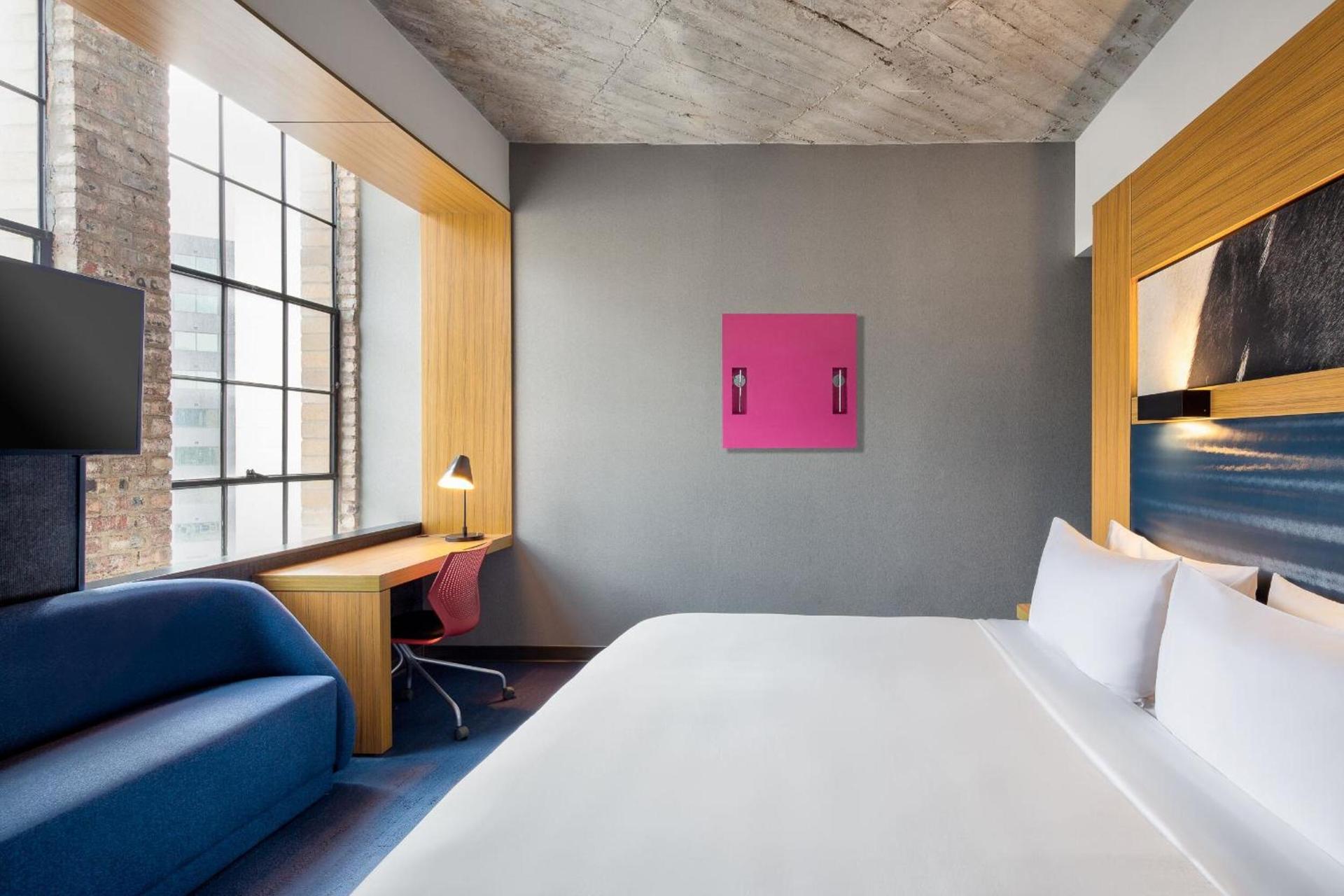 Aloft by Marriott Dallas Downtown photo 3