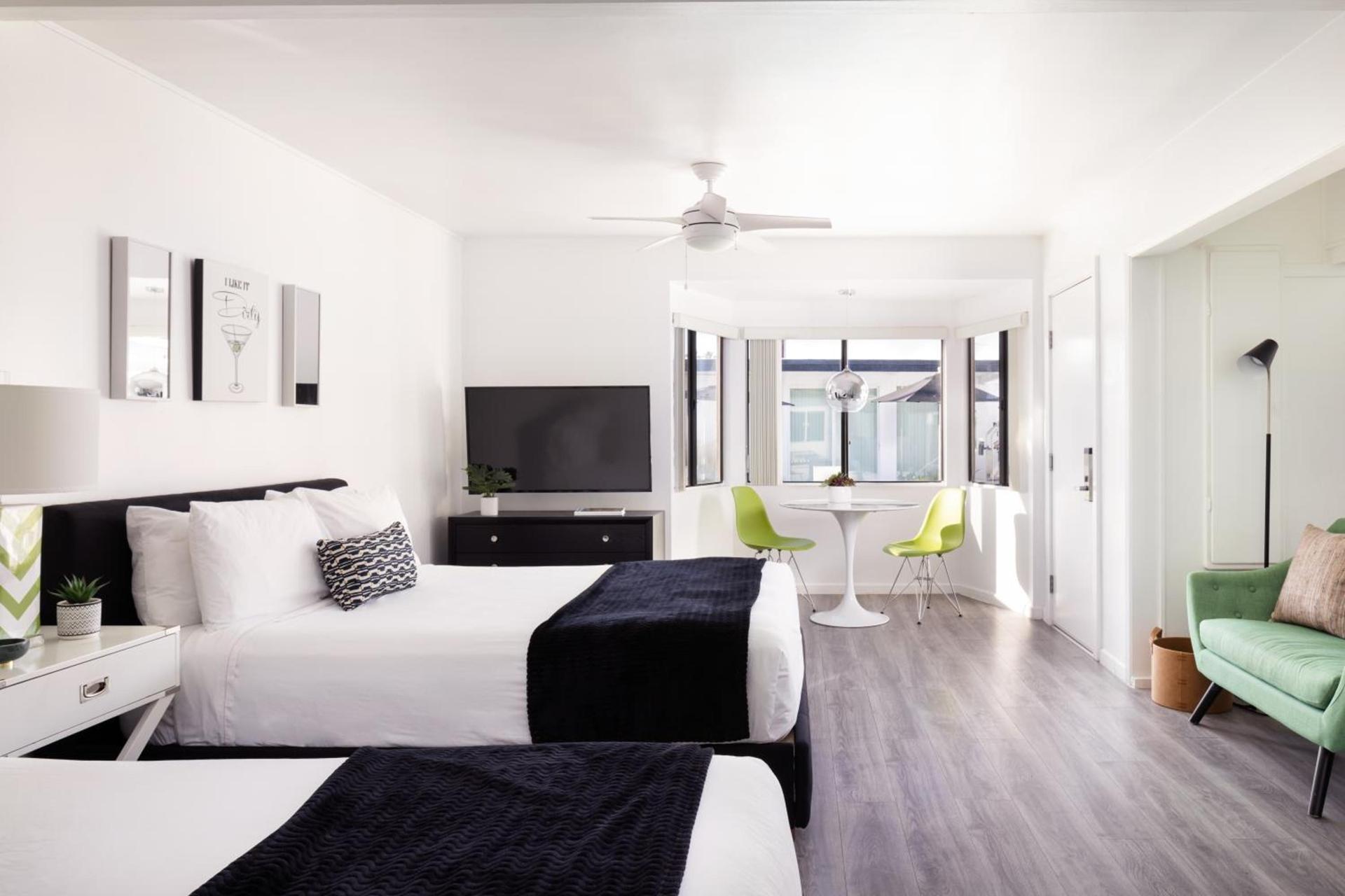 The Three Fifty Hotel photo 5