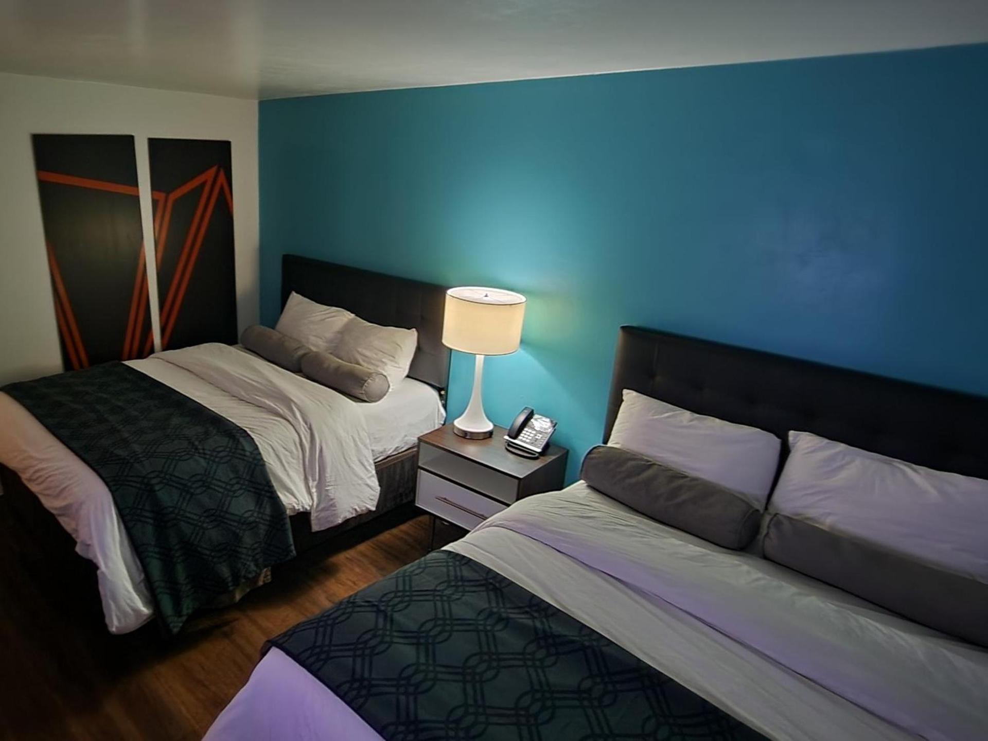B&J HOTEL AND APARTMENTS photo 16