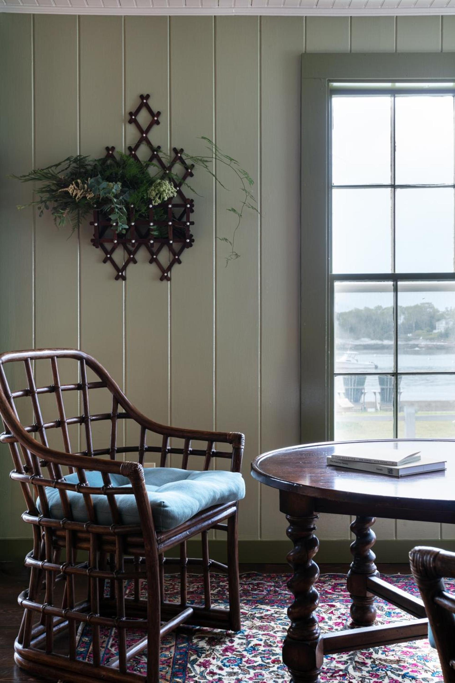 Bluebird Ocean Point Inn photo 28