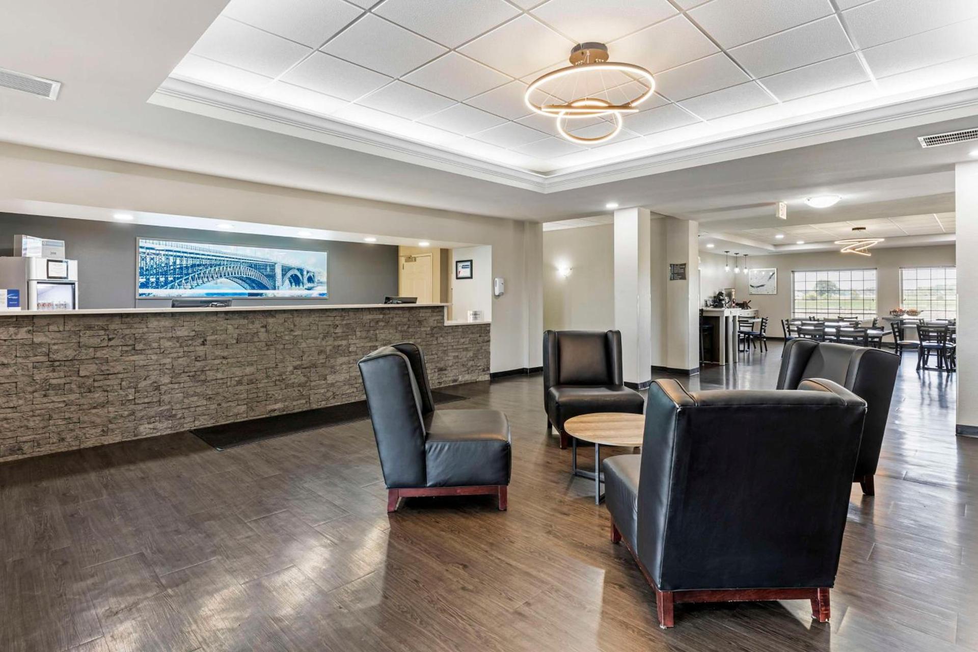 Best Western Plus MidAmerica Hotel photo 8