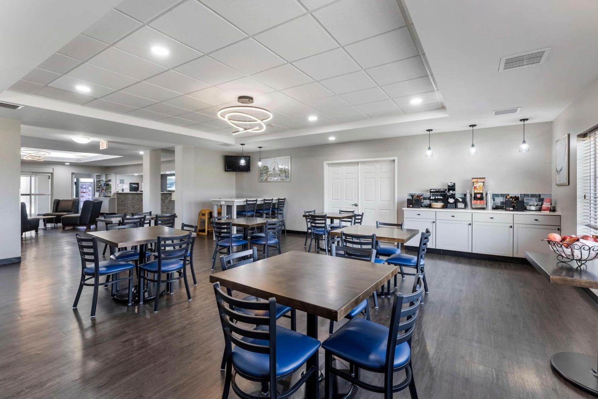 Best Western Plus MidAmerica Hotel photo 9