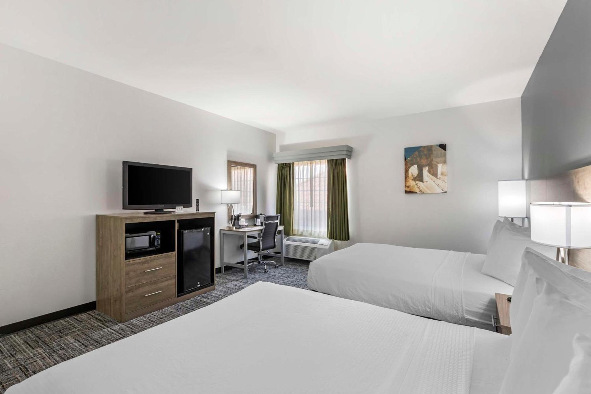 Best Western Plus MidAmerica Hotel photo 17