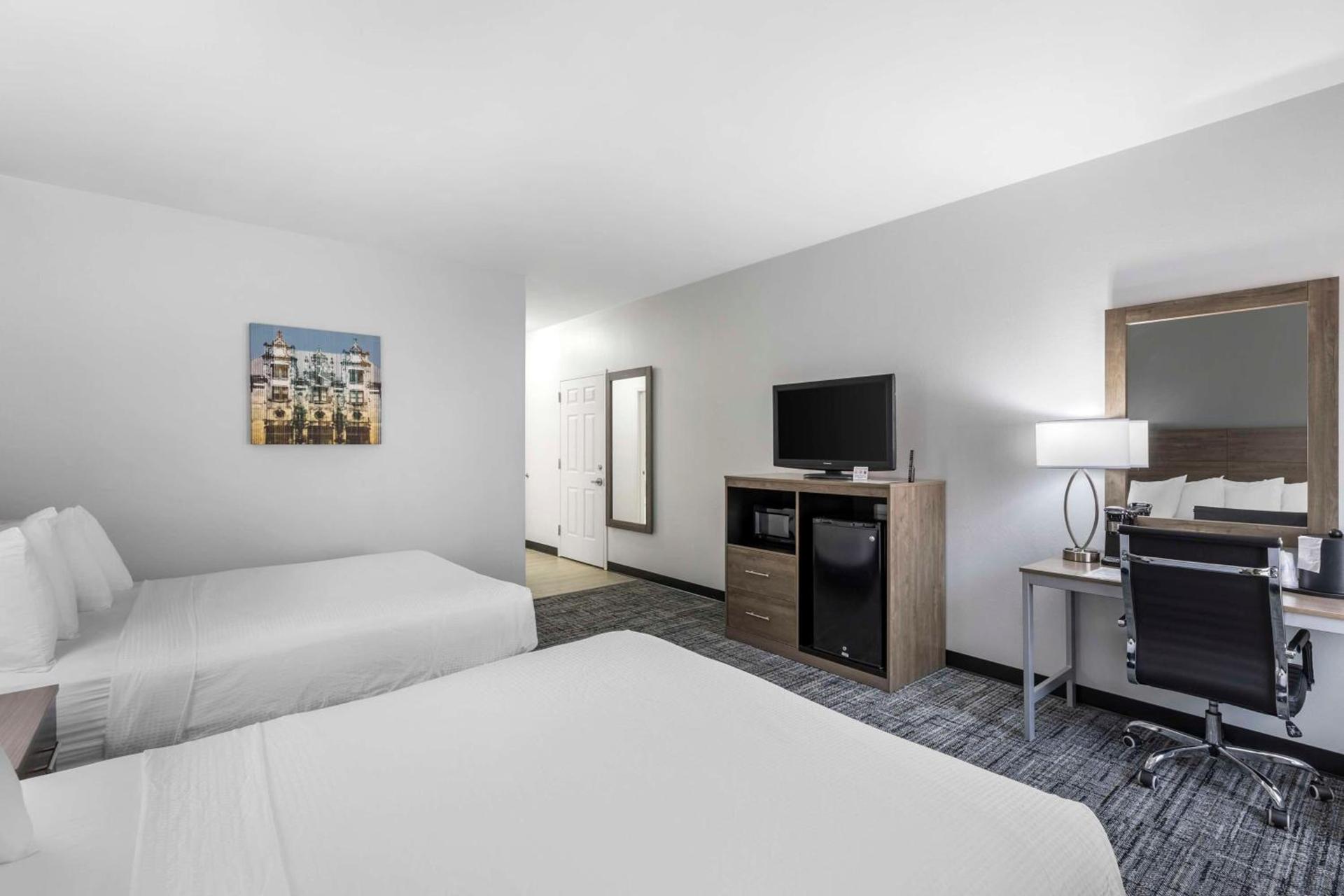 Best Western Plus MidAmerica Hotel photo 16