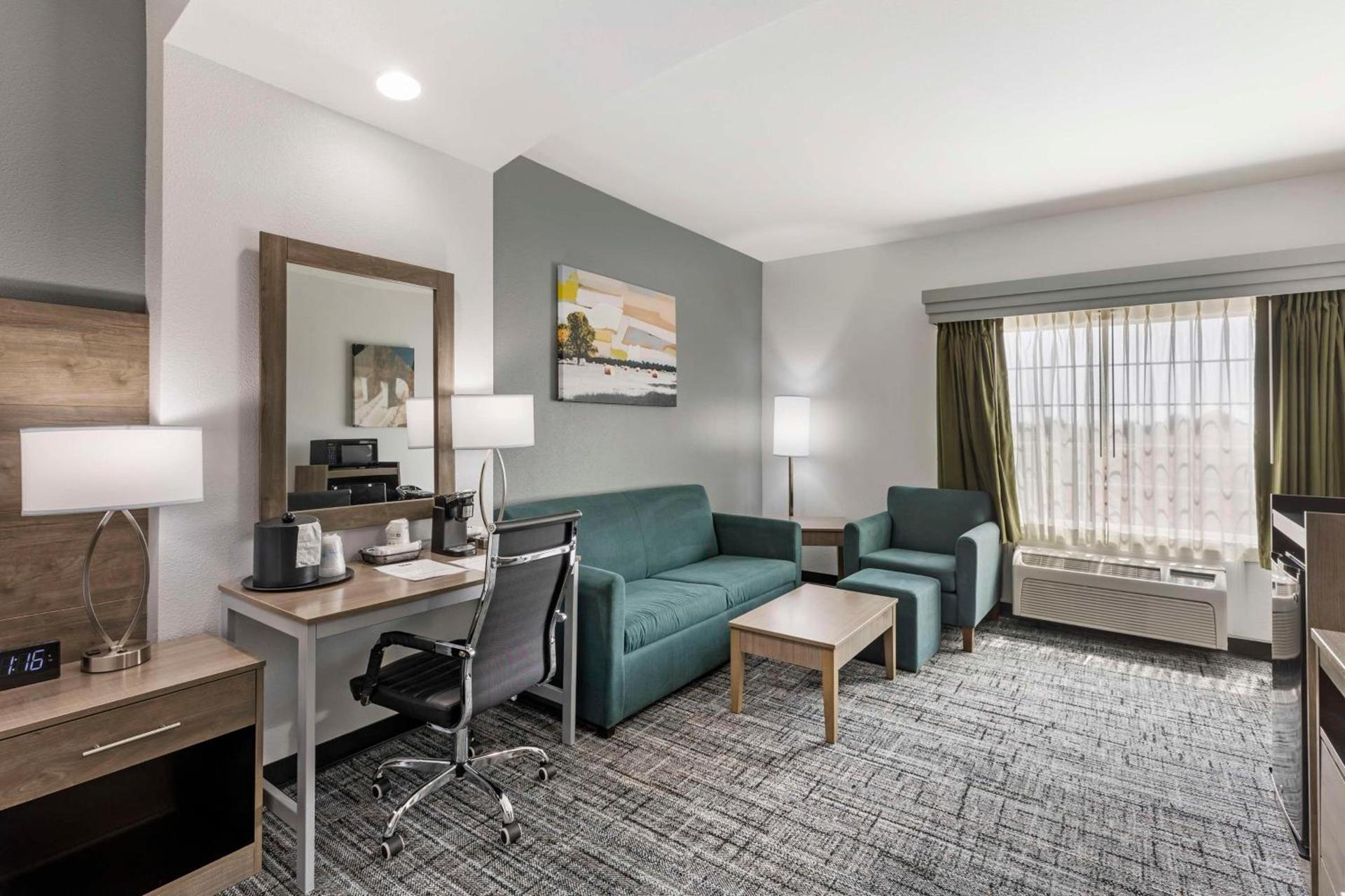 Best Western Plus MidAmerica Hotel photo 5