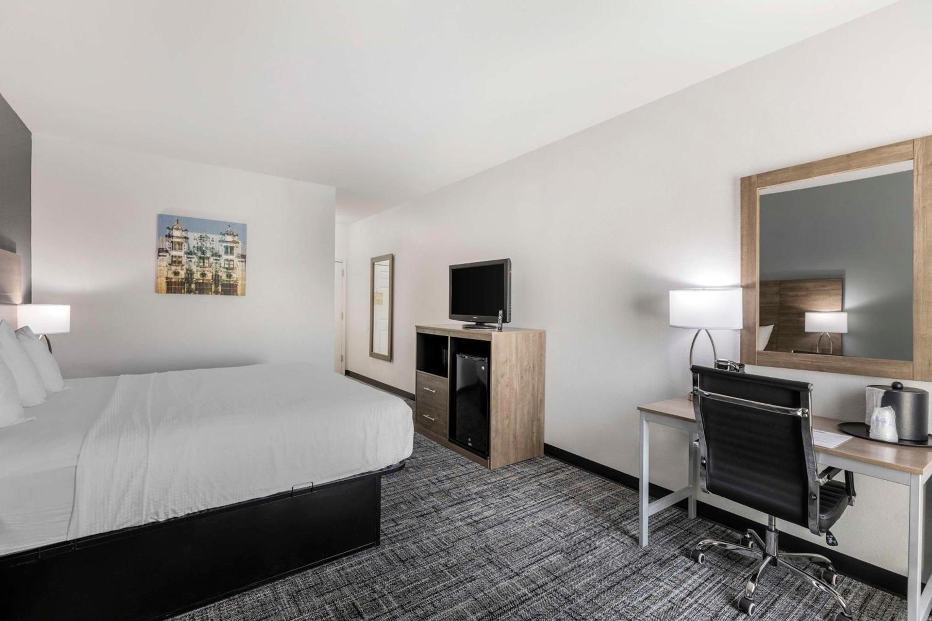 Best Western Plus MidAmerica Hotel photo 20