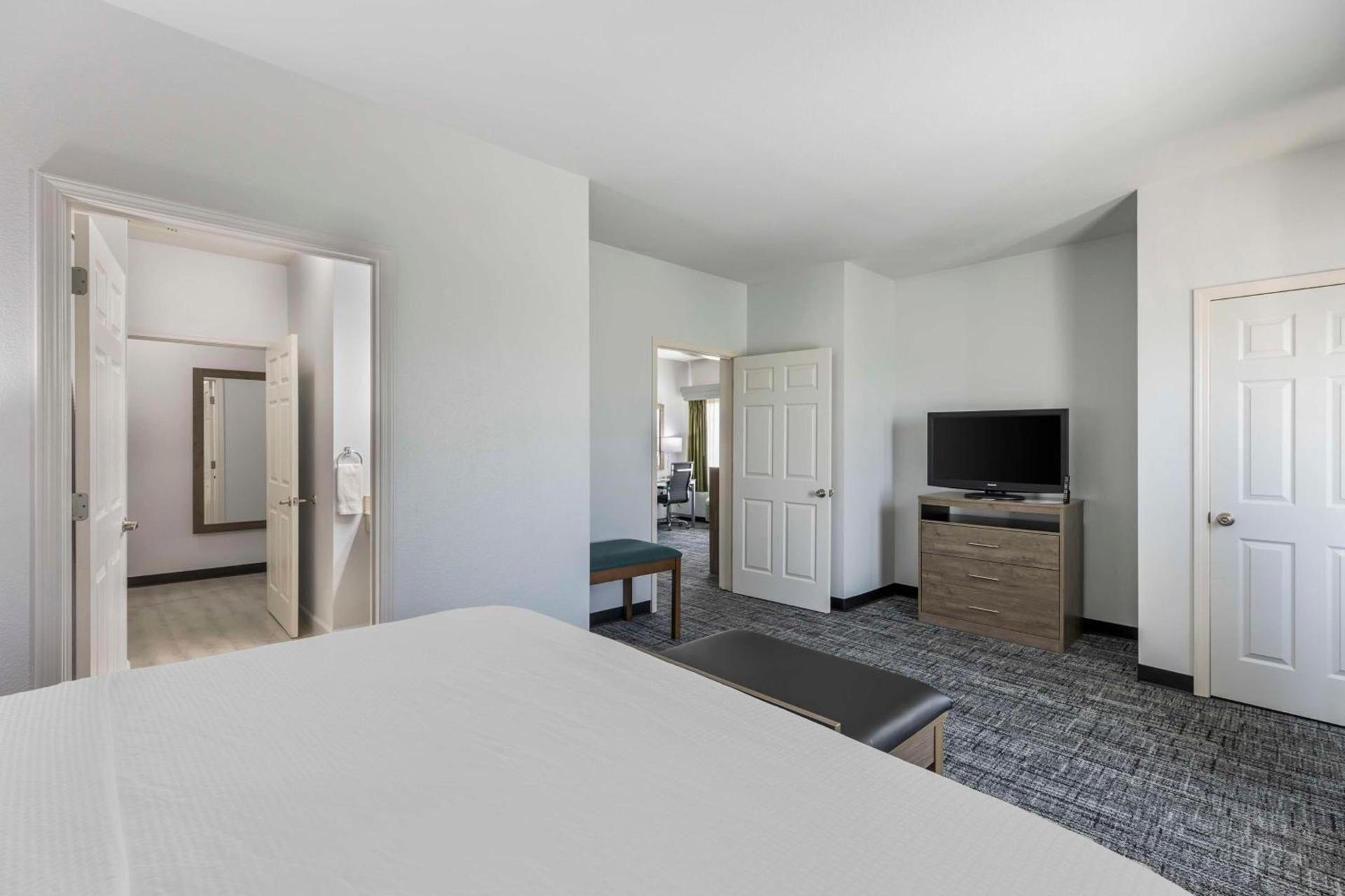 Best Western Plus MidAmerica Hotel photo 29