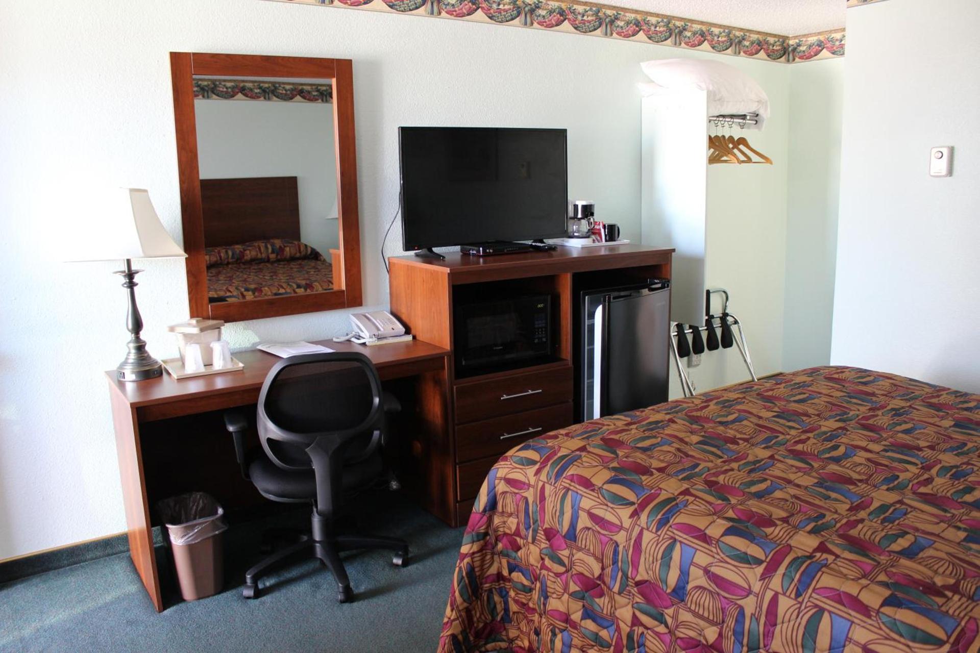 Safari Inn photo 34