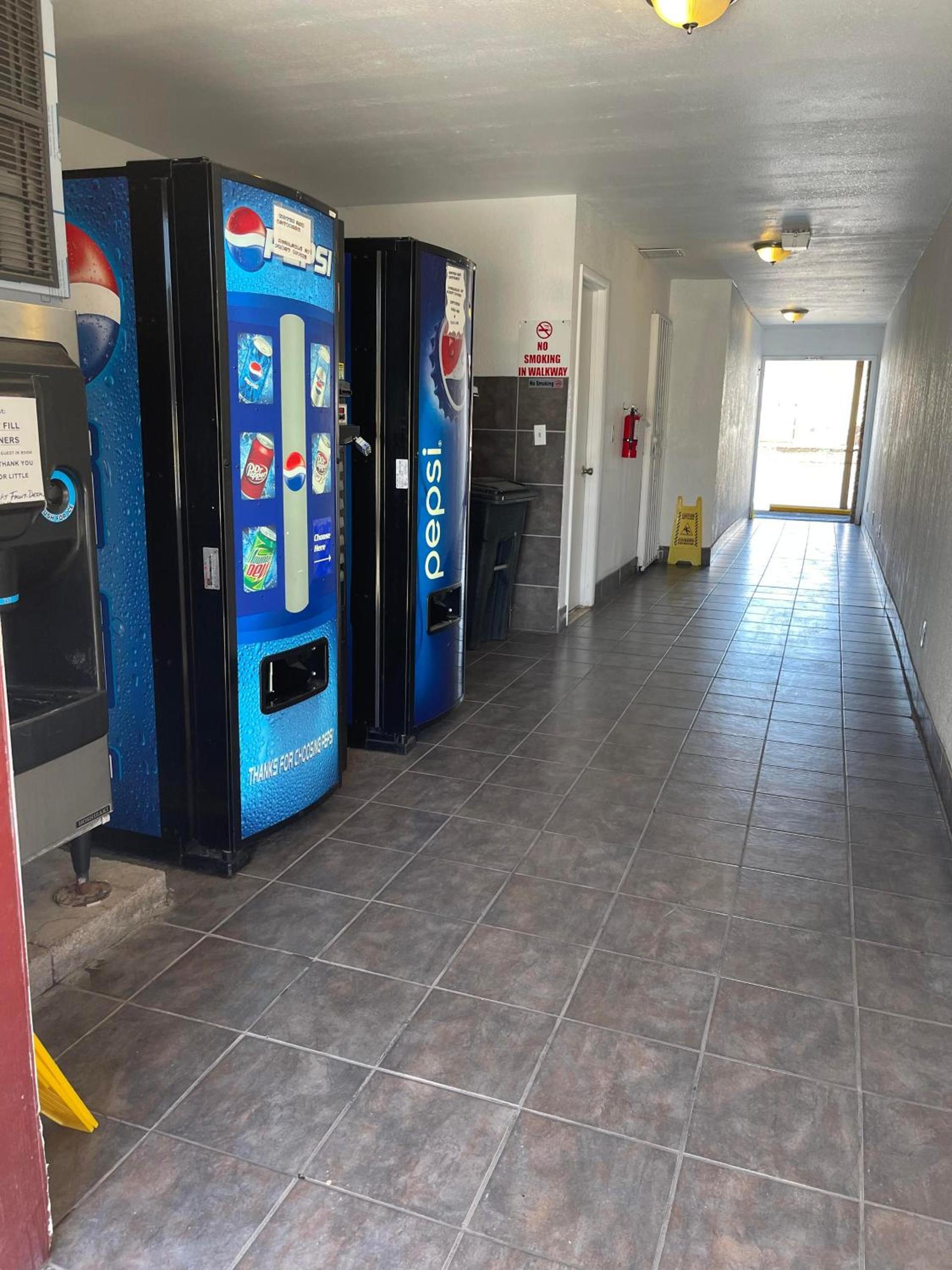 Windsor Inn Lake Havasu City photo 31
