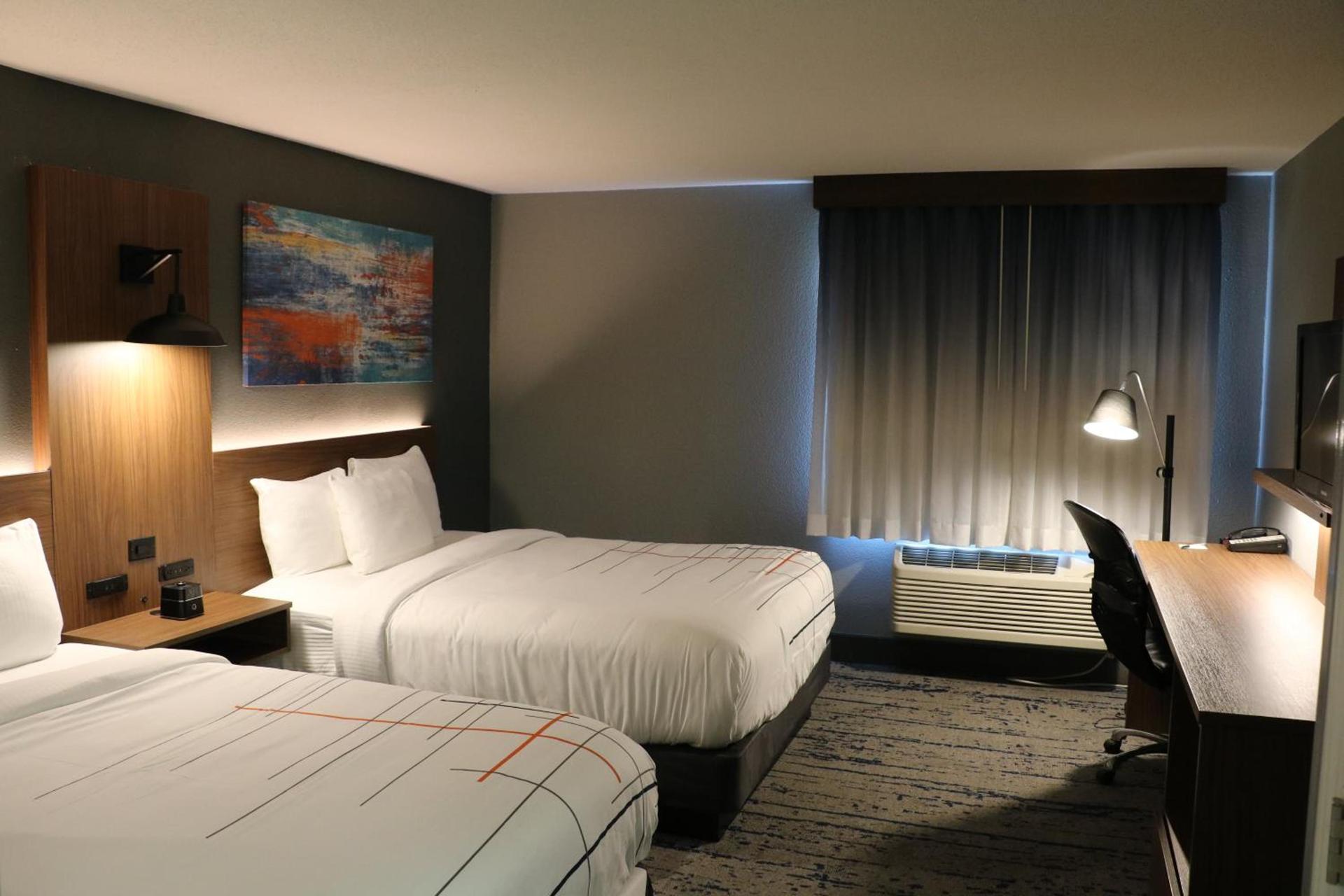 La Quinta by Wyndham Chicago Gurnee photo 30