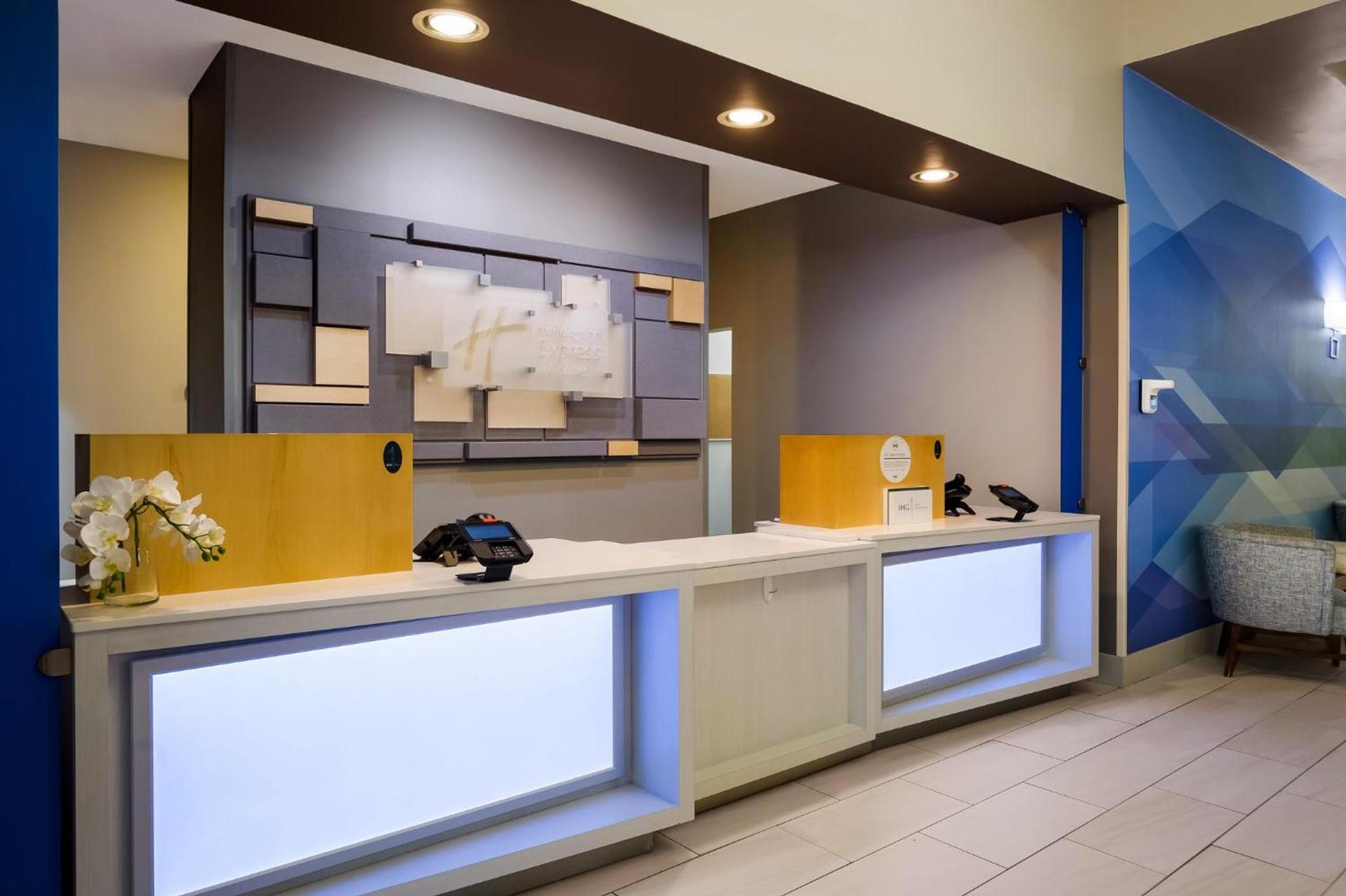 Holiday Inn Express Hotel & Suites Newton Sparta by IHG photo 27