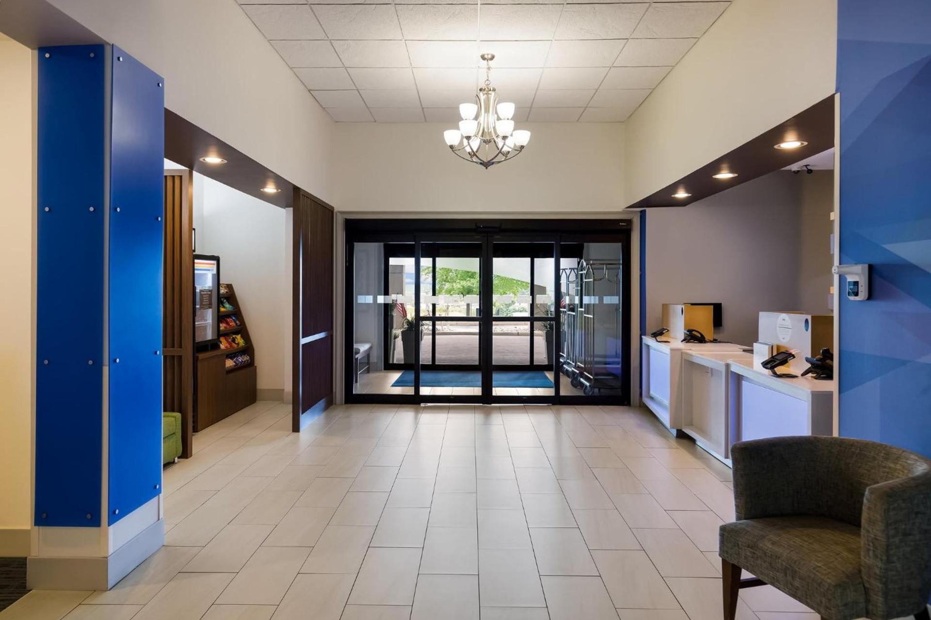 Holiday Inn Express Hotel & Suites Newton Sparta by IHG photo 26