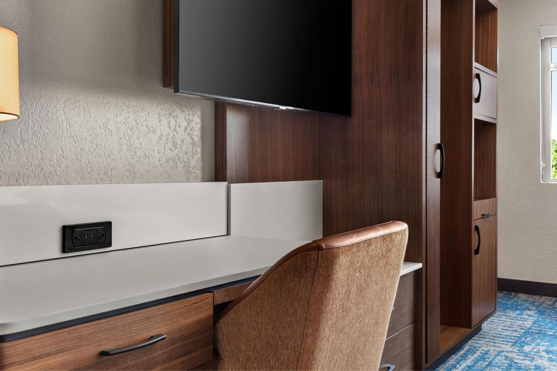 Delta Hotels by Marriott Midwest City at the Reed Conference Center photo 11