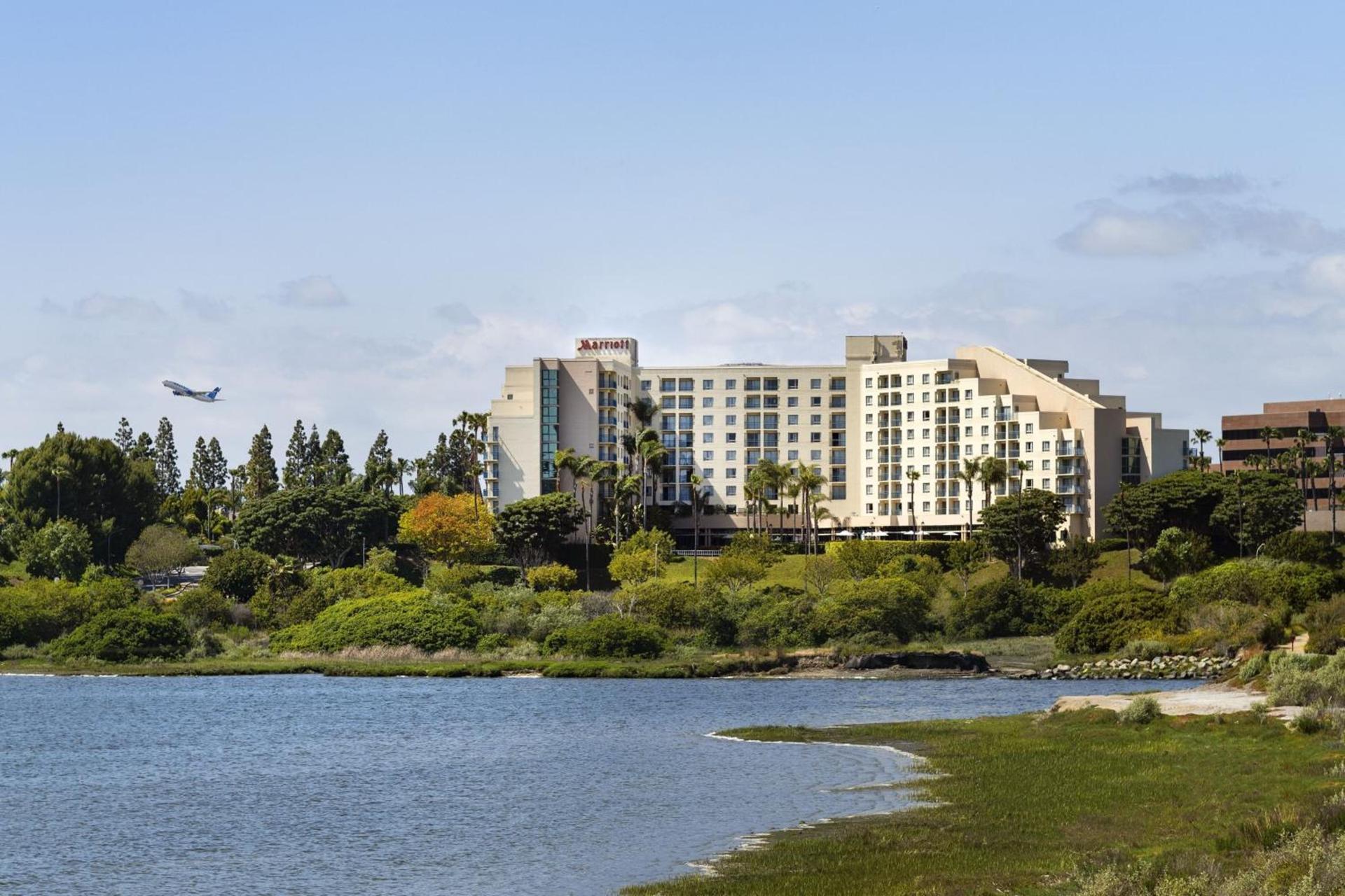Newport Beach Marriott Bayview photo 3
