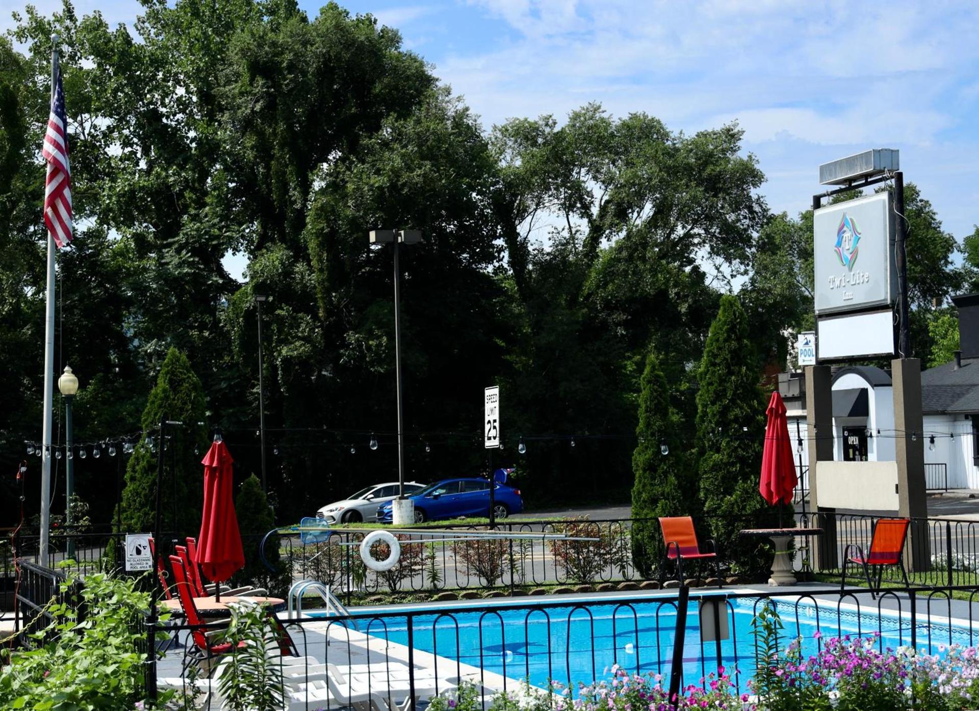 Twi-Lite Inn photo 4