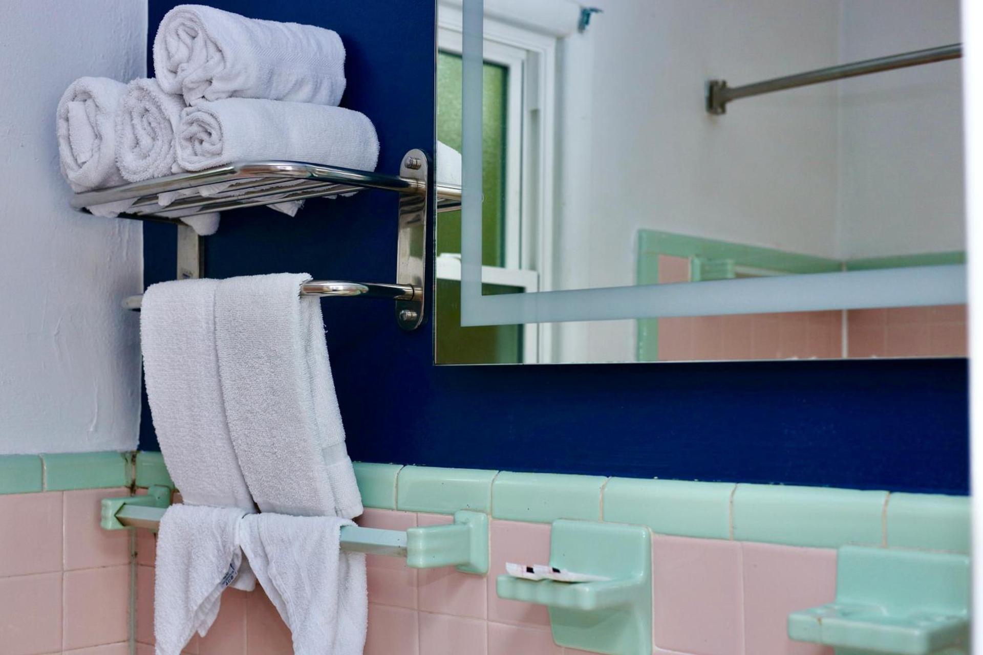Twi-Lite Inn photo 17