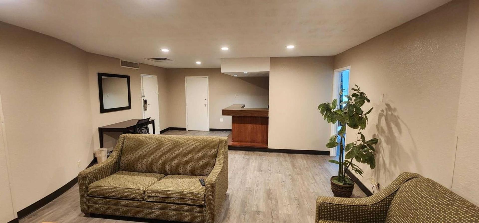 Days Inn by Wyndham Fort Wright Cincinnati Area photo 26