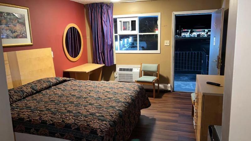 Bel Air Motor Lodge photo 8