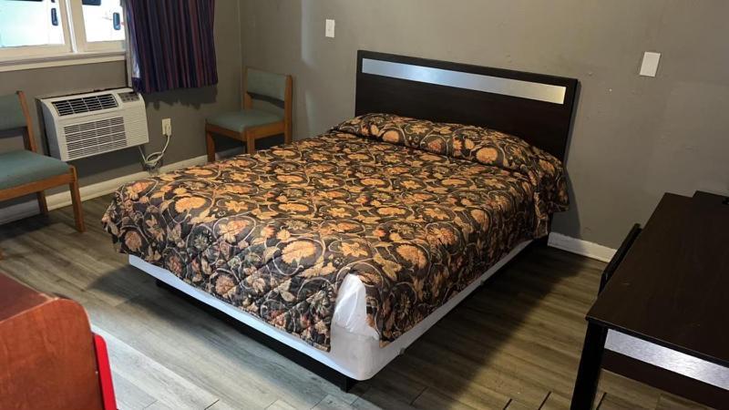 Bel Air Motor Lodge photo 10