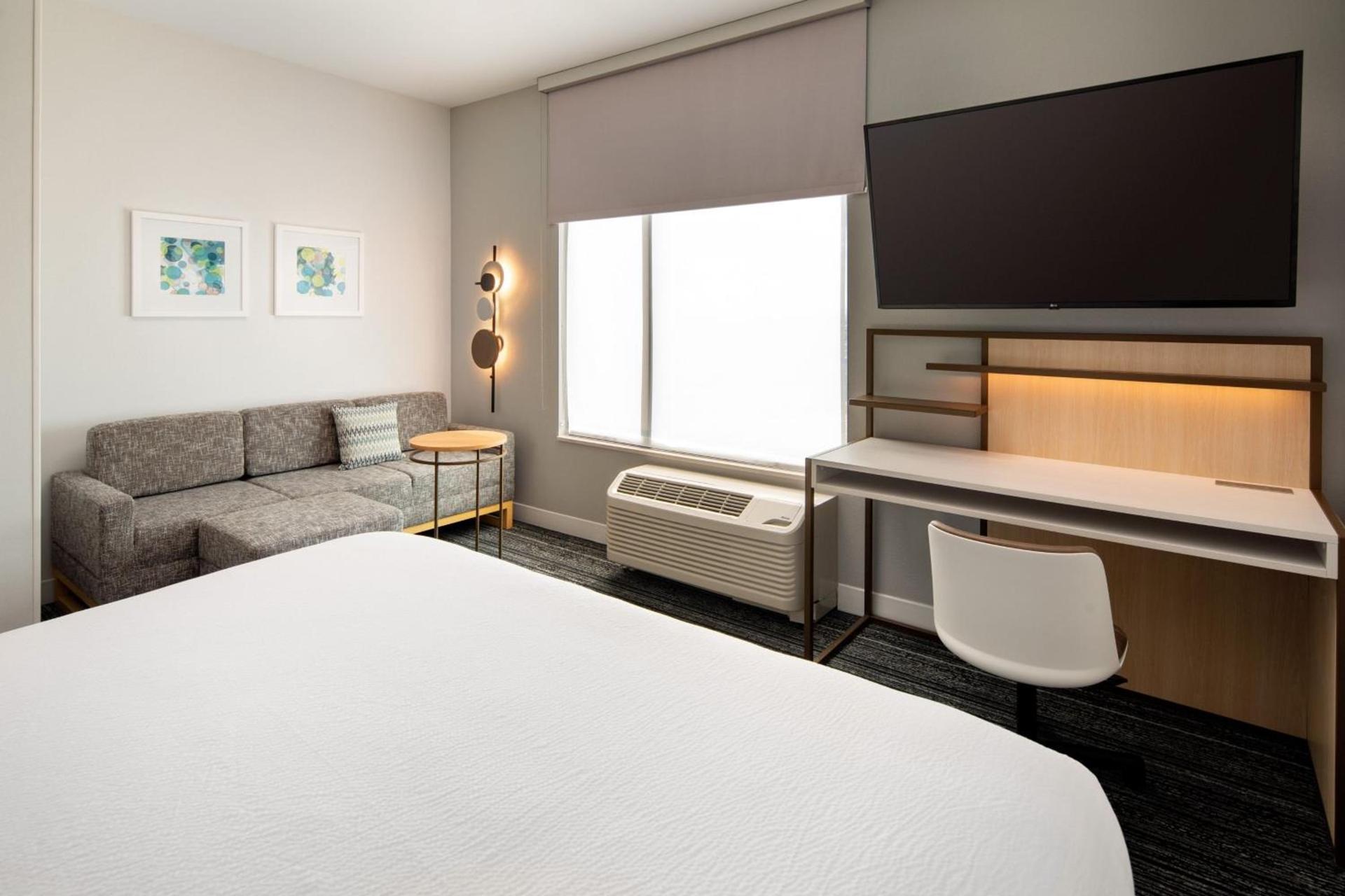TownePlace Suites by Marriott Las Vegas North I-15 photo 23