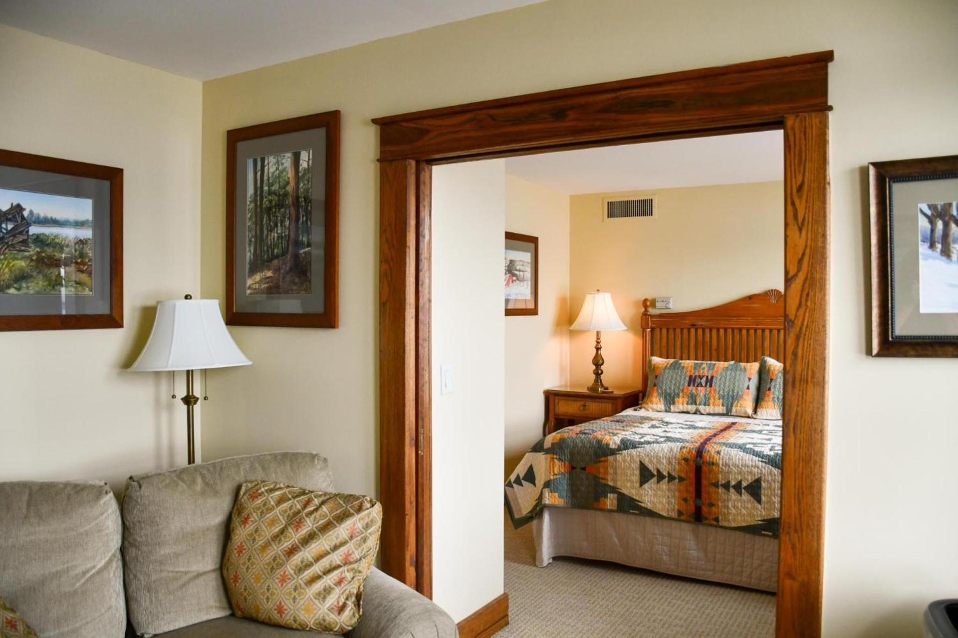 Chestnut Inn at Oquaga Lake photo 31