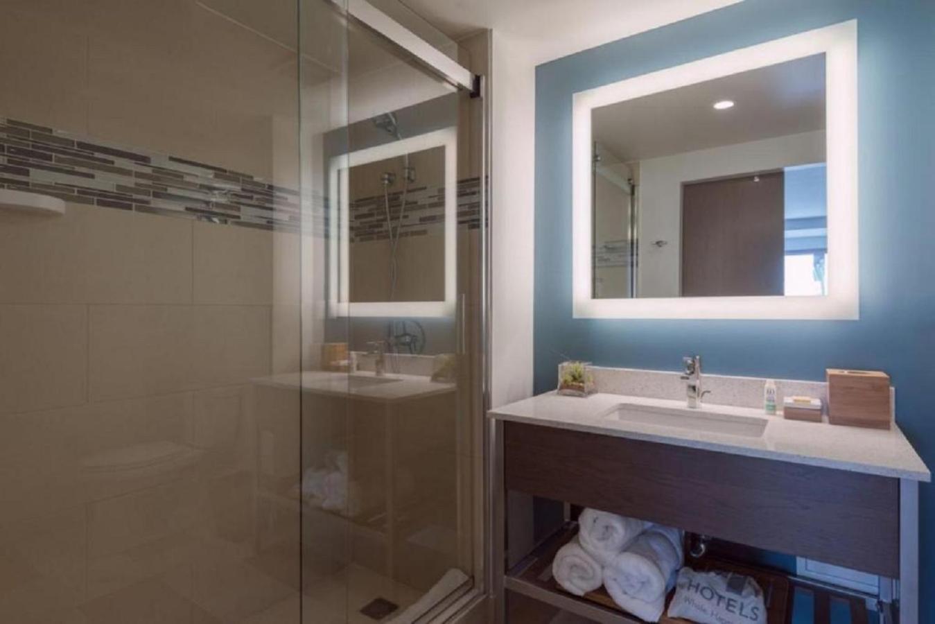 EVEN Hotel Shenandoah - The Woodlands by IHG photo 3