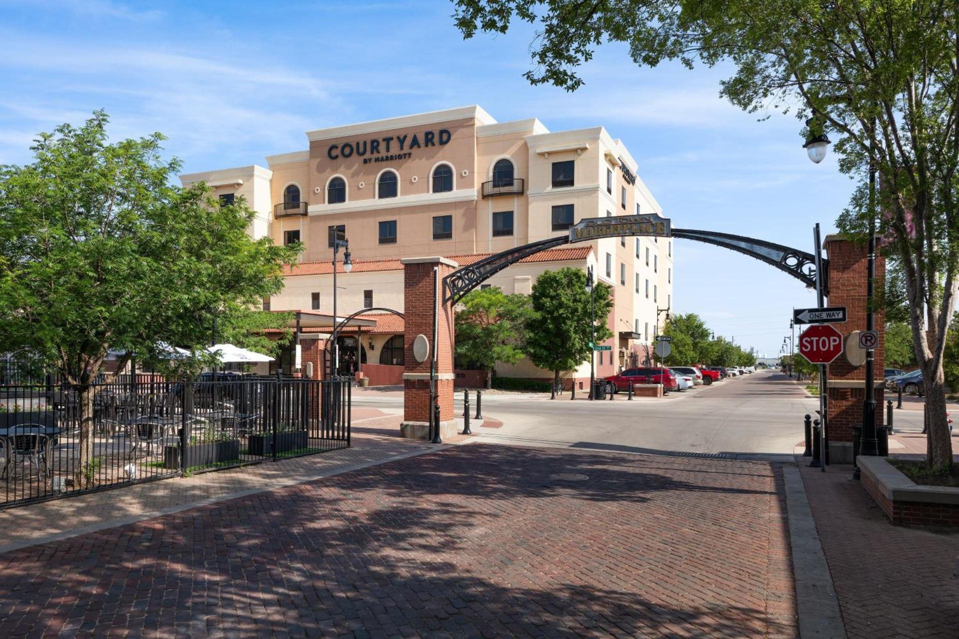 Courtyard by Marriott Wichita at Old Town photo 8