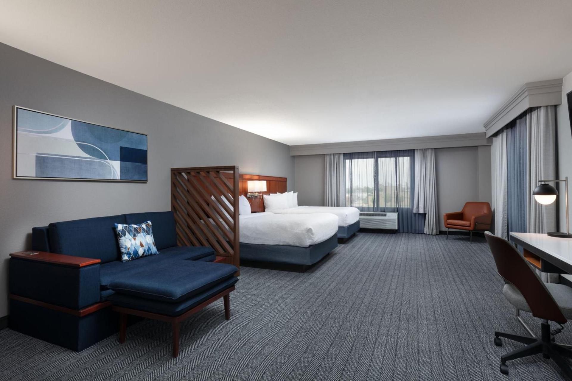 Courtyard by Marriott Wichita at Old Town photo 13