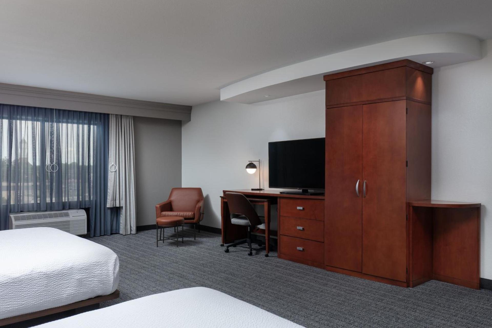 Courtyard by Marriott Wichita at Old Town photo 18