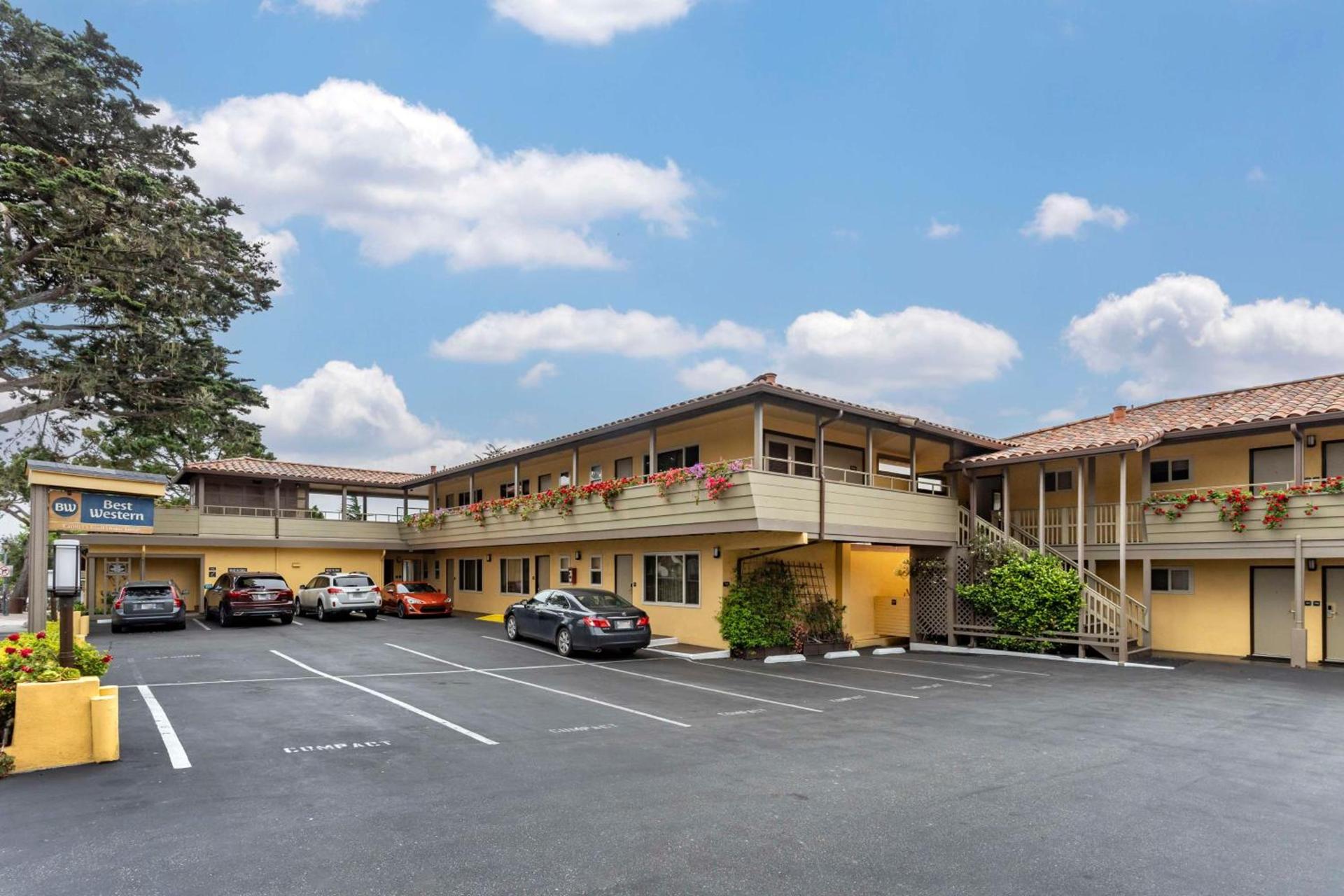 Best Western Carmel's Town House Lodge photo 35