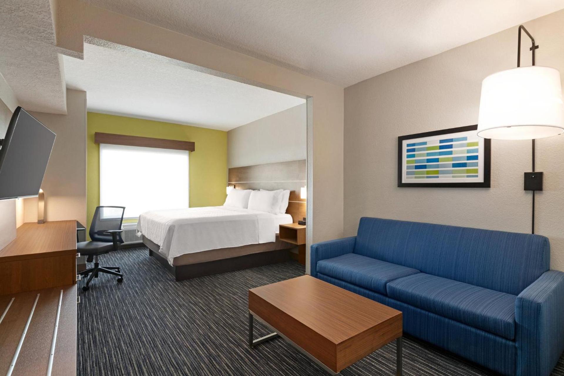 Holiday Inn Express & Suites Pembroke Pines-Sheridan St by IHG photo 52