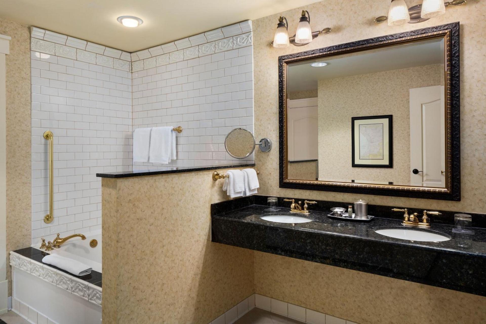 Renaissance Minneapolis Hotel, The Depot photo 32
