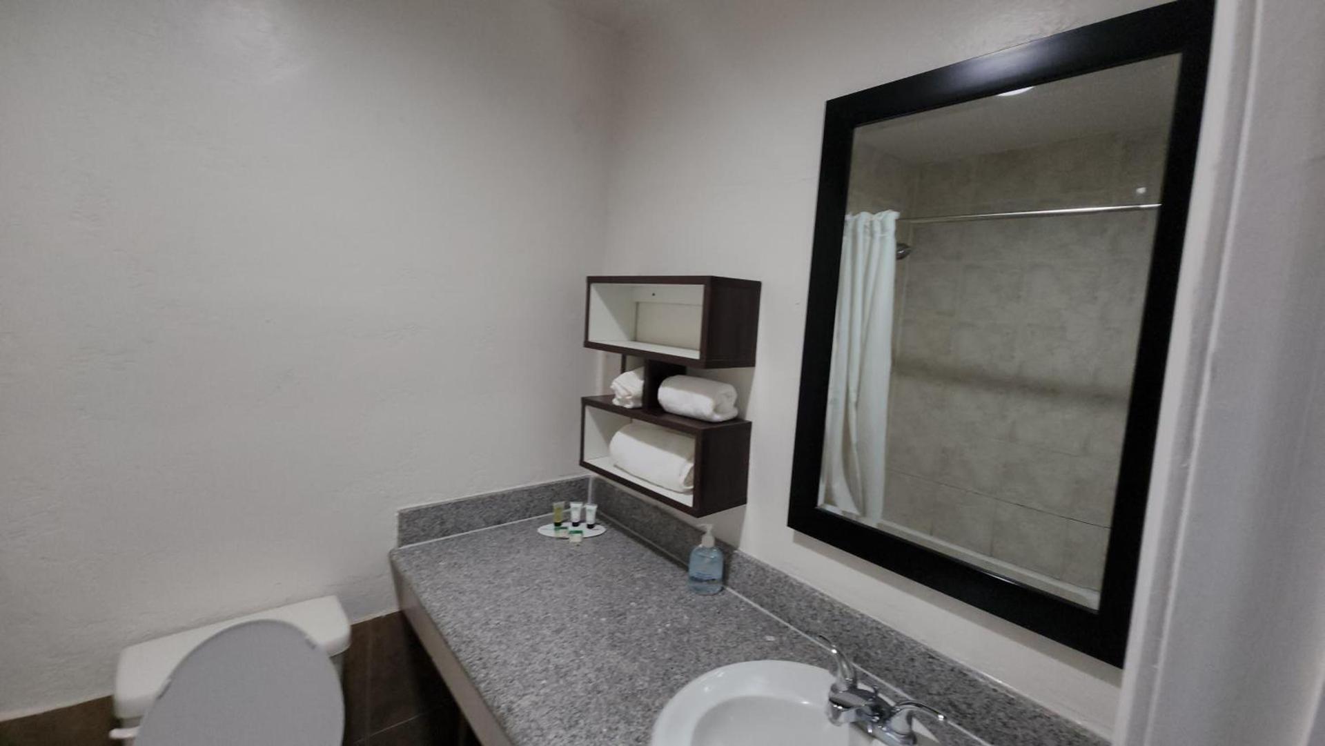 B&J HOTEL AND APARTMENTS photo 42